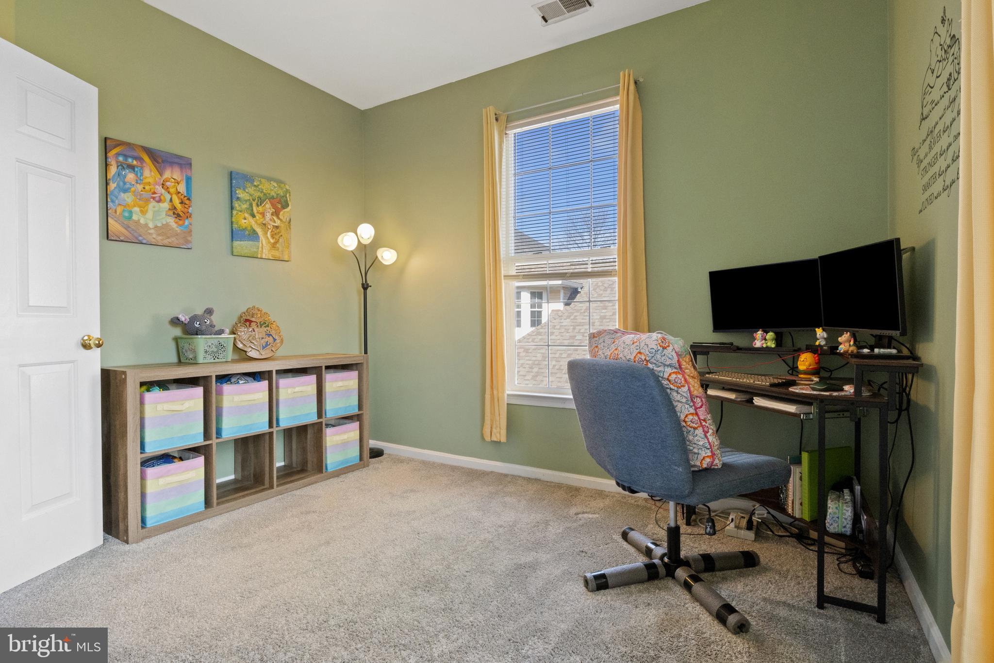 HOLLINGTON - Residential