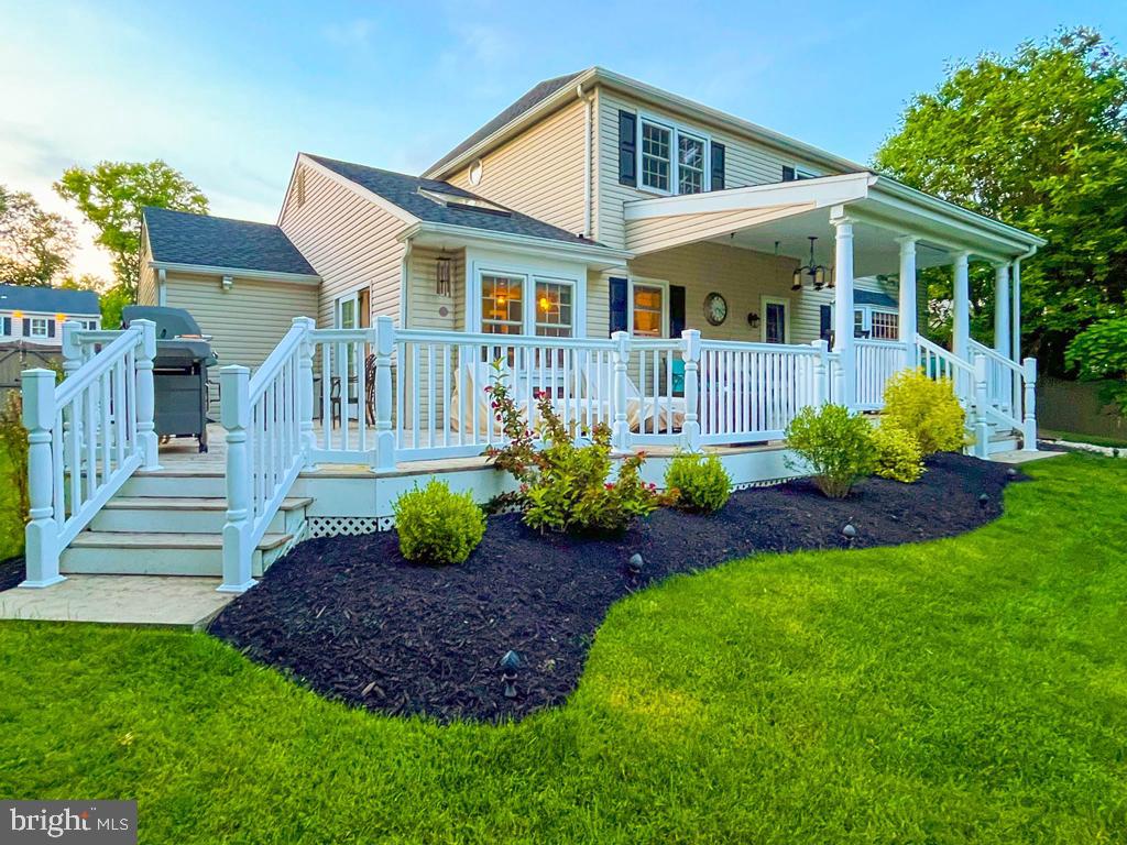 MAPLE POINT - Residential