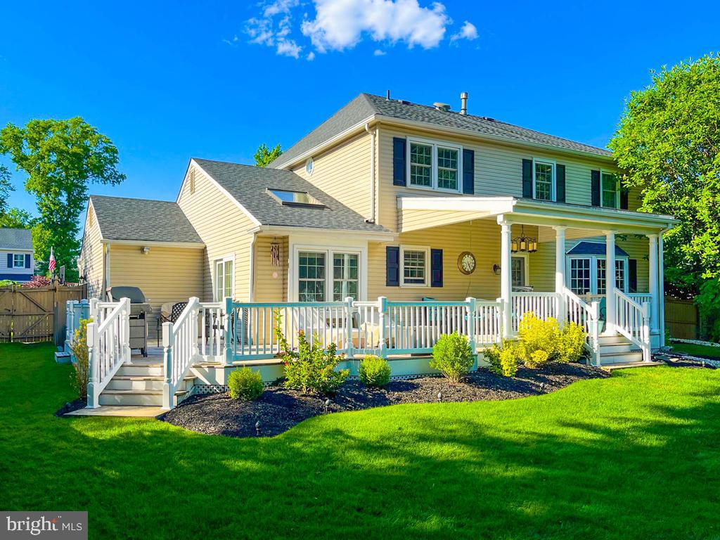 MAPLE POINT - Residential