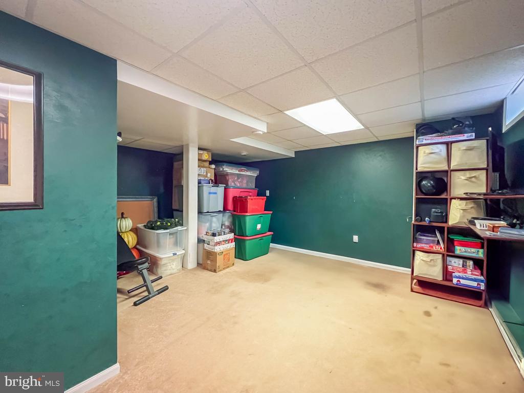 MAPLE POINT - Residential