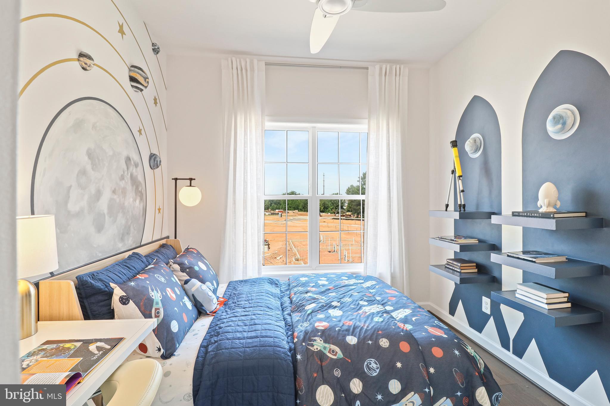 ENCLAVE AT FAIR LAKES - Residential