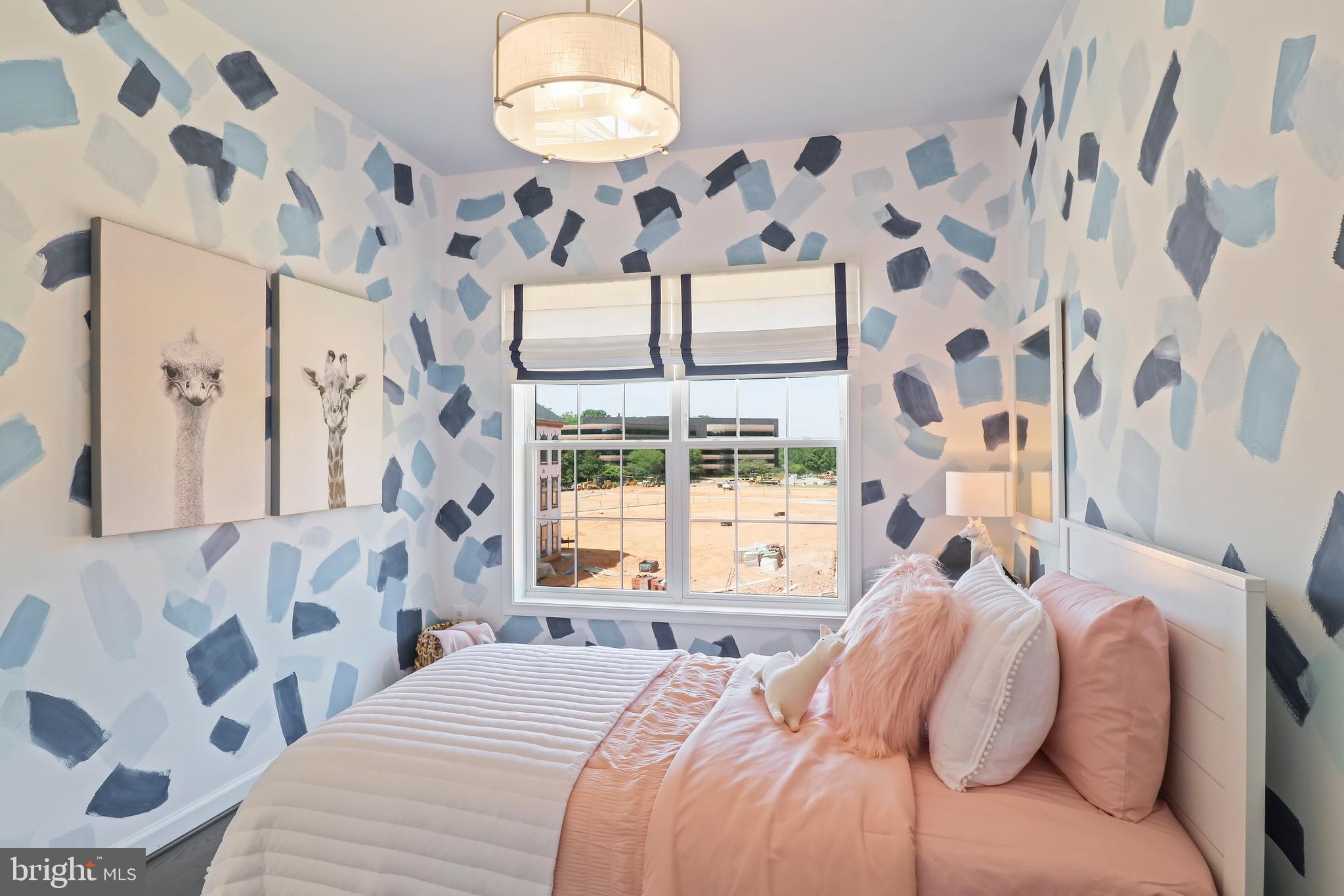 ENCLAVE AT FAIR LAKES - Residential