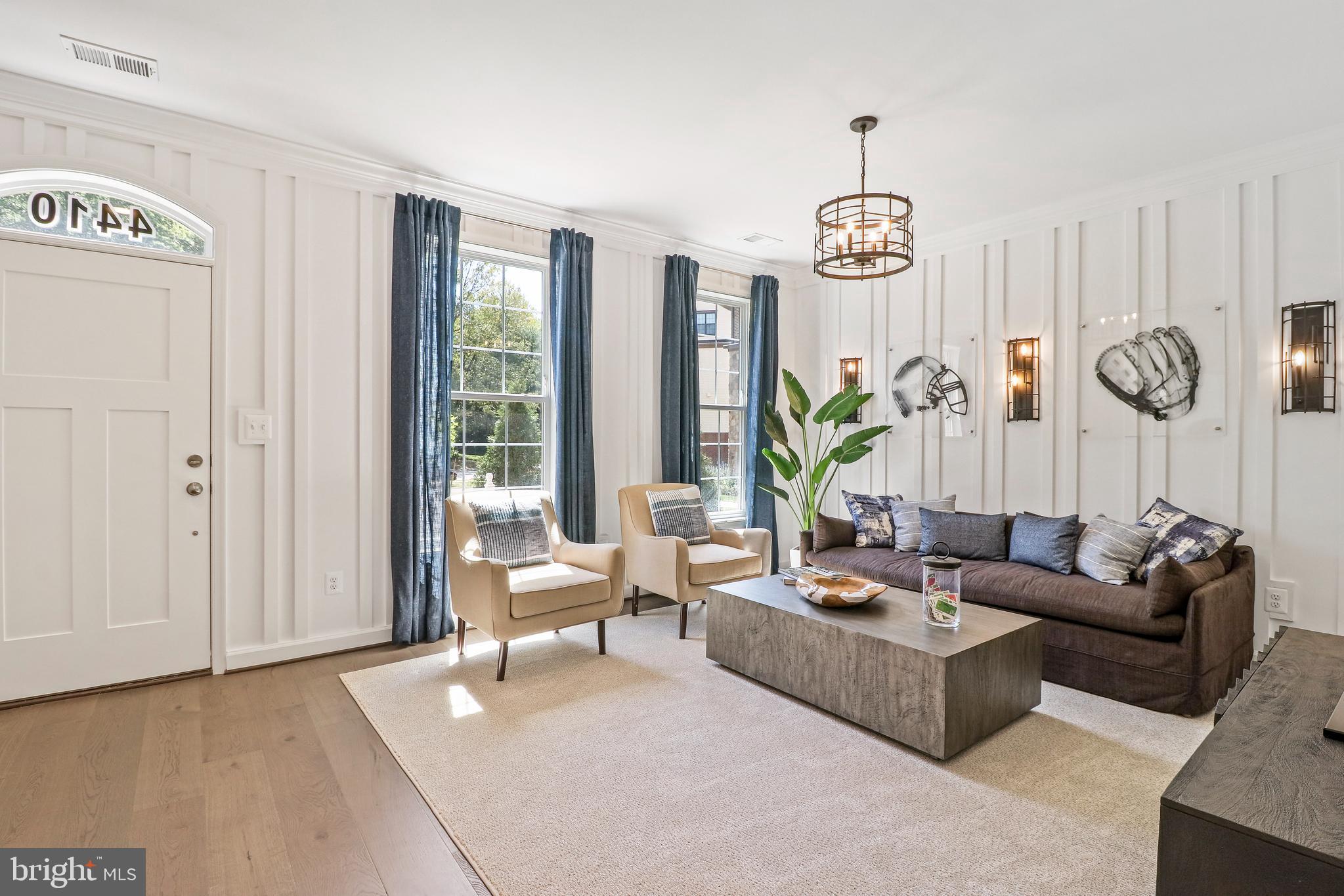 ENCLAVE AT FAIR LAKES - Residential