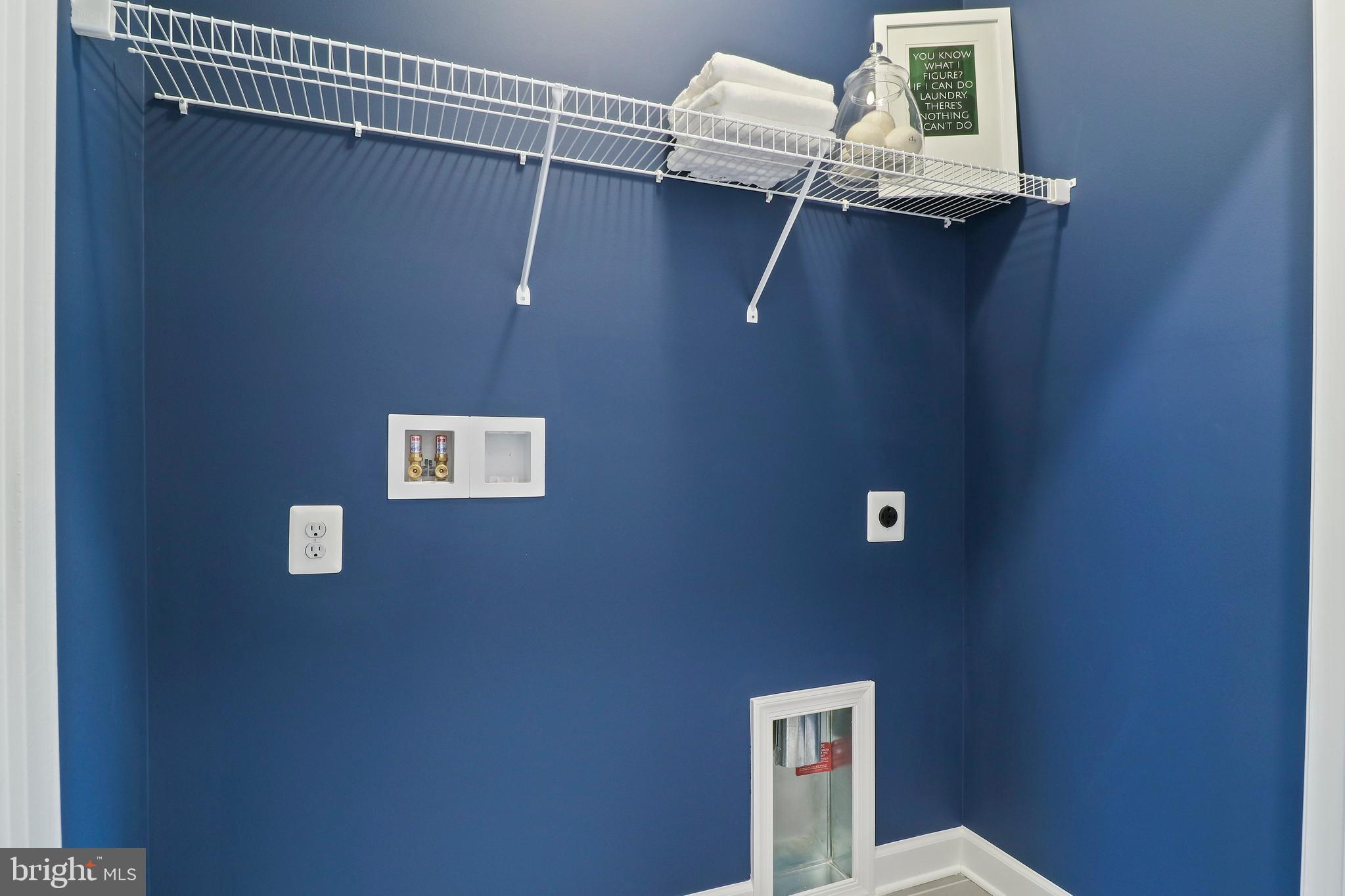 ENCLAVE AT FAIR LAKES - Residential