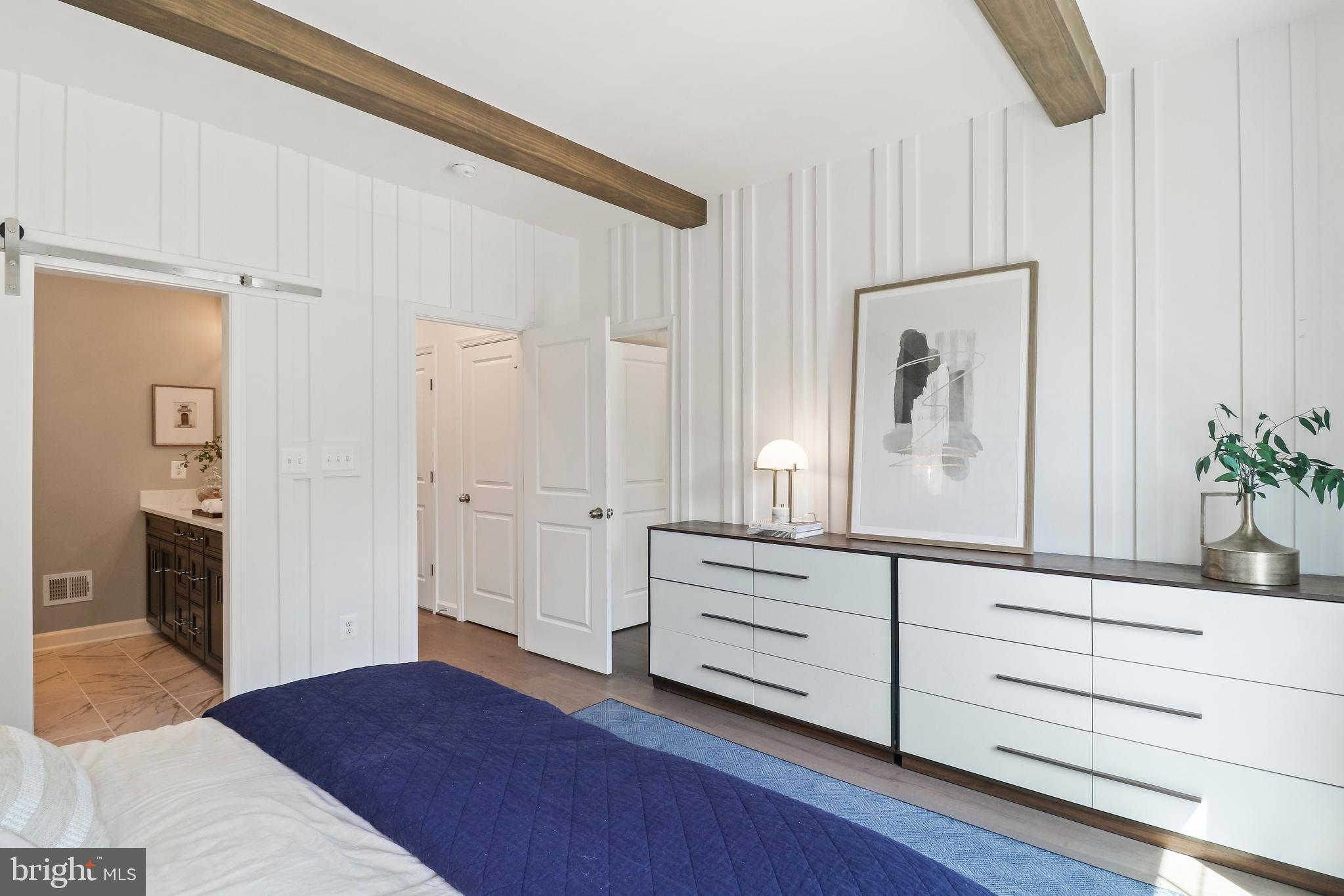 ENCLAVE AT FAIR LAKES - Residential