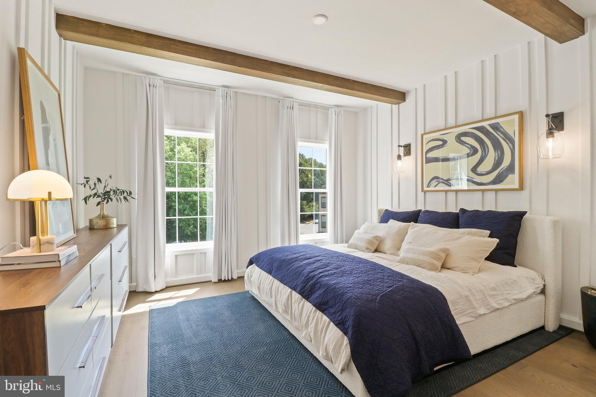 ENCLAVE AT FAIR LAKES - Residential