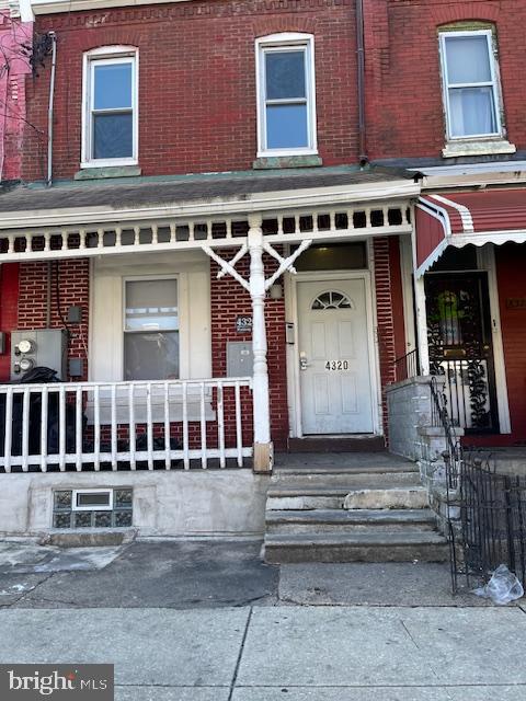 PARKSIDE - Residential Lease