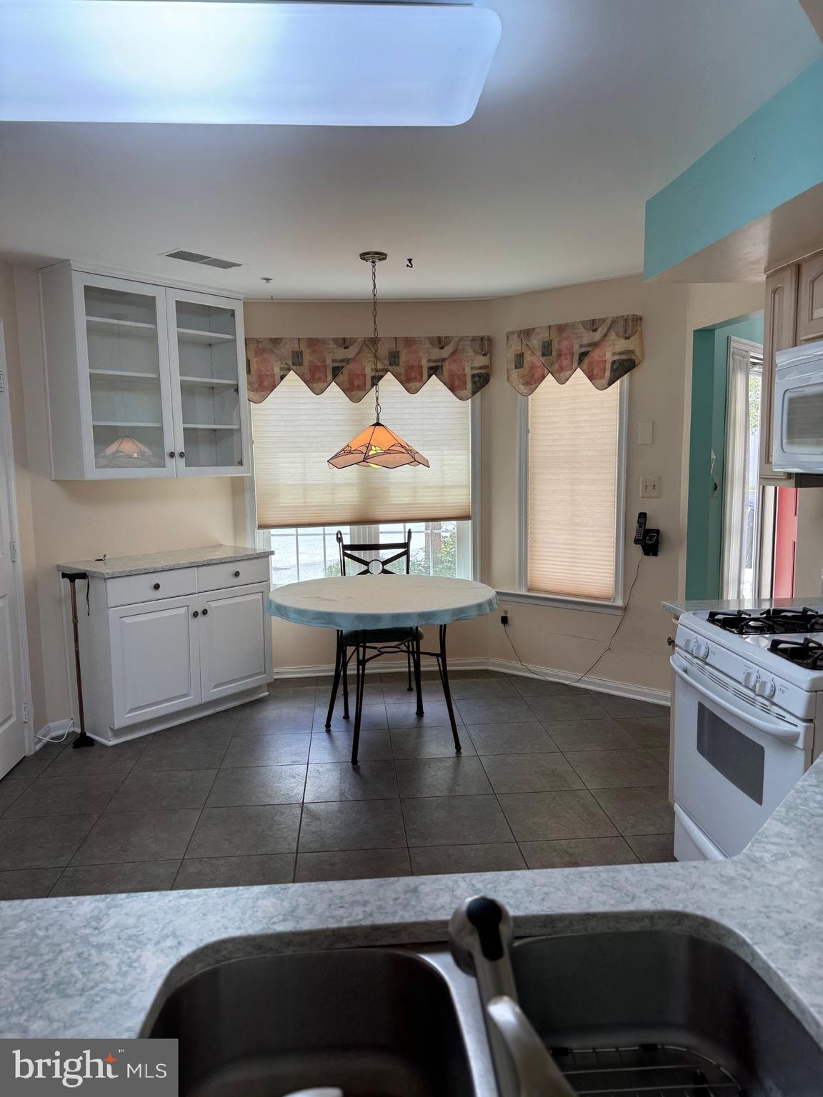 GREY ROCK FLATS - Residential