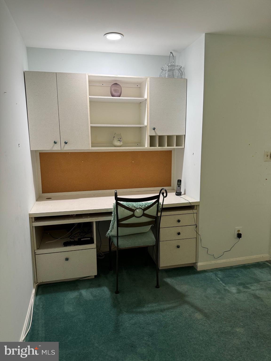 GREY ROCK FLATS - Residential