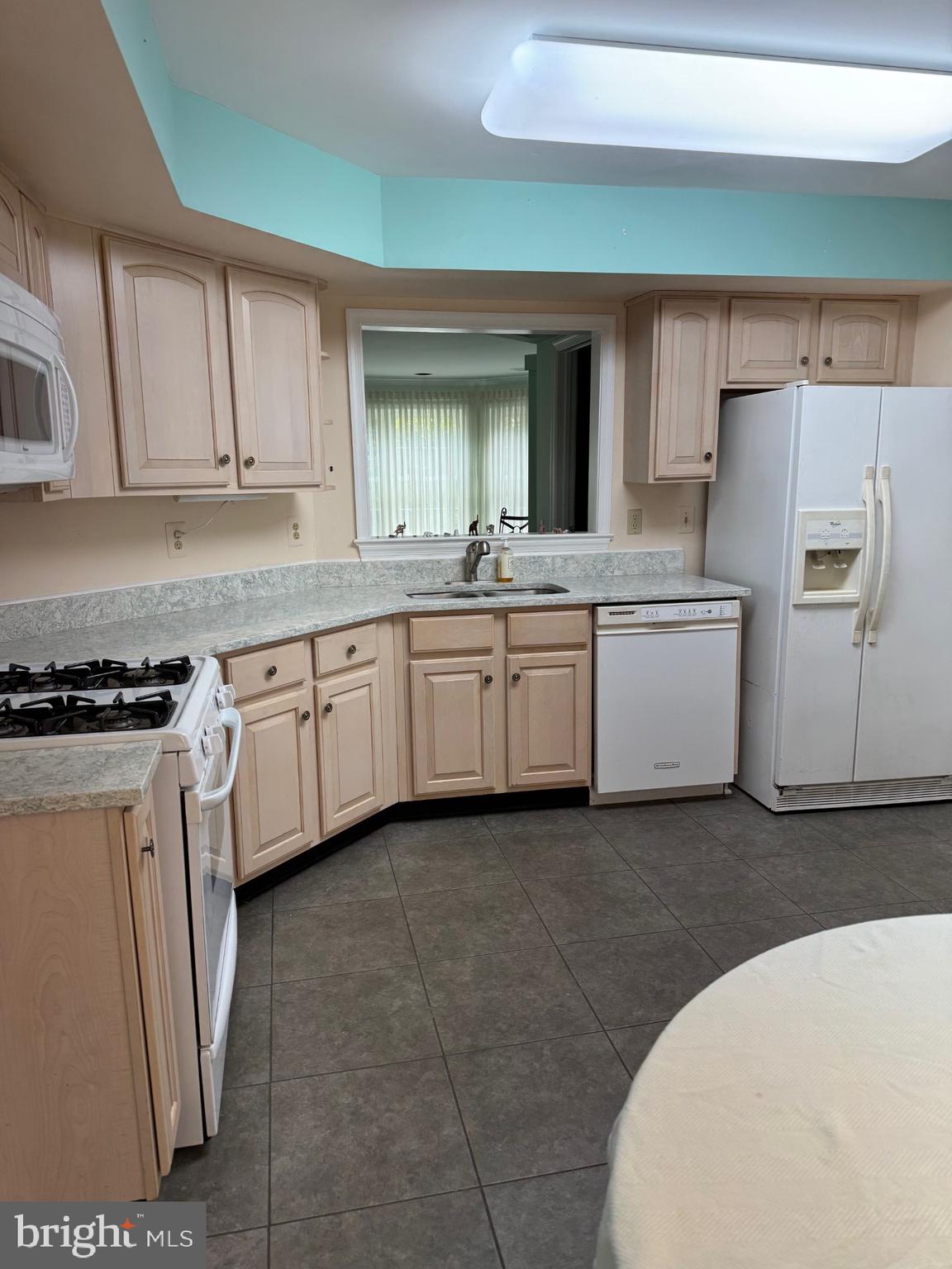 GREY ROCK FLATS - Residential