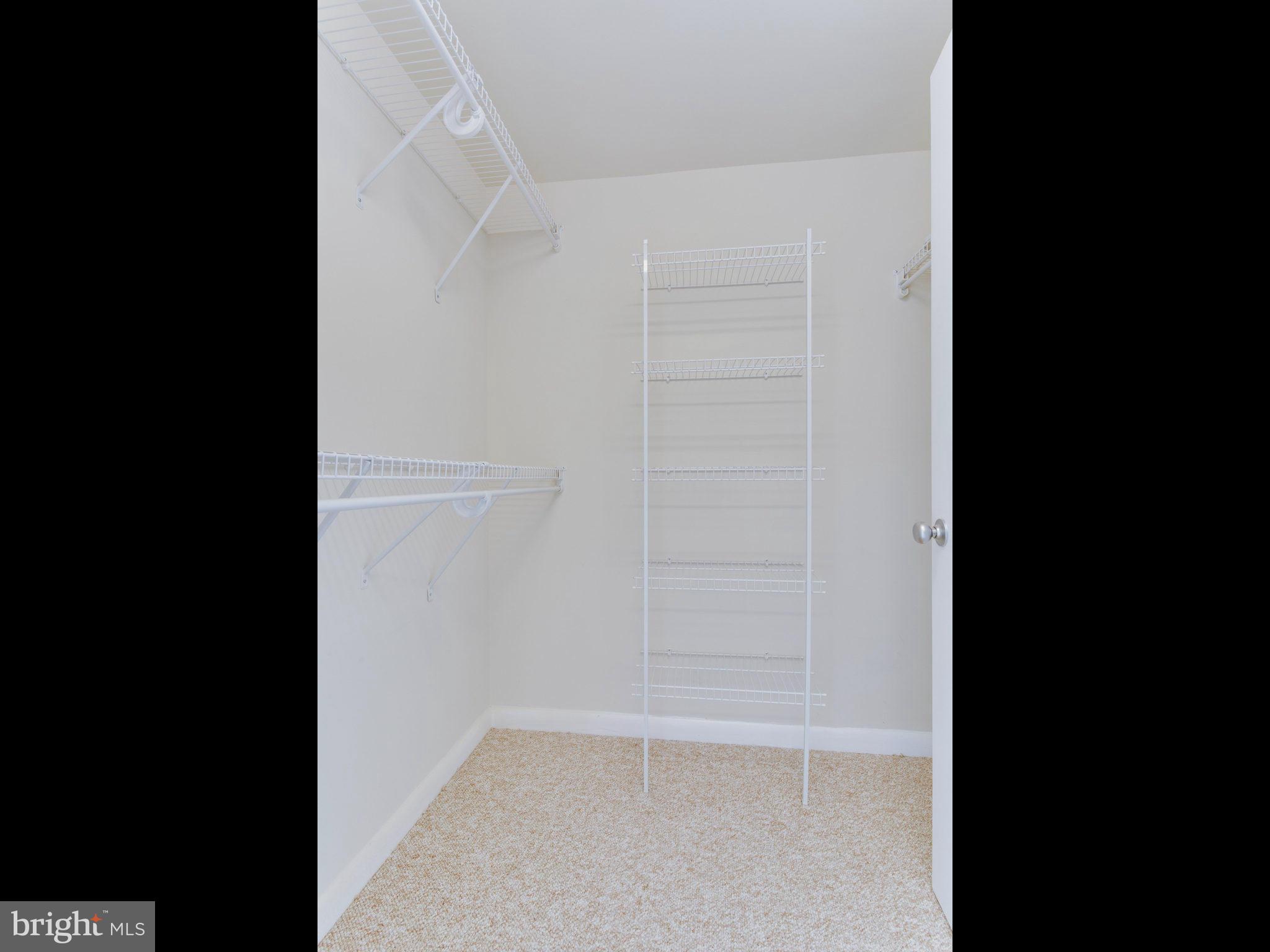 CONTINENTAL - Residential