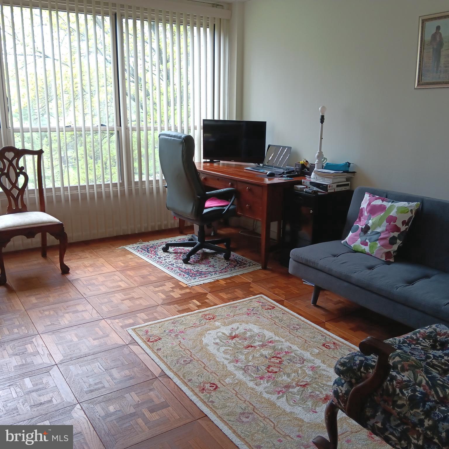 WYNNEWOOD - Residential