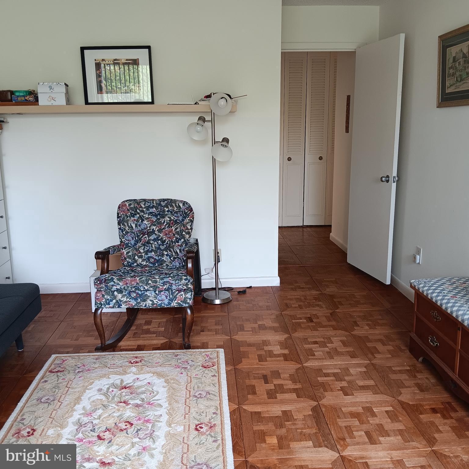 WYNNEWOOD - Residential