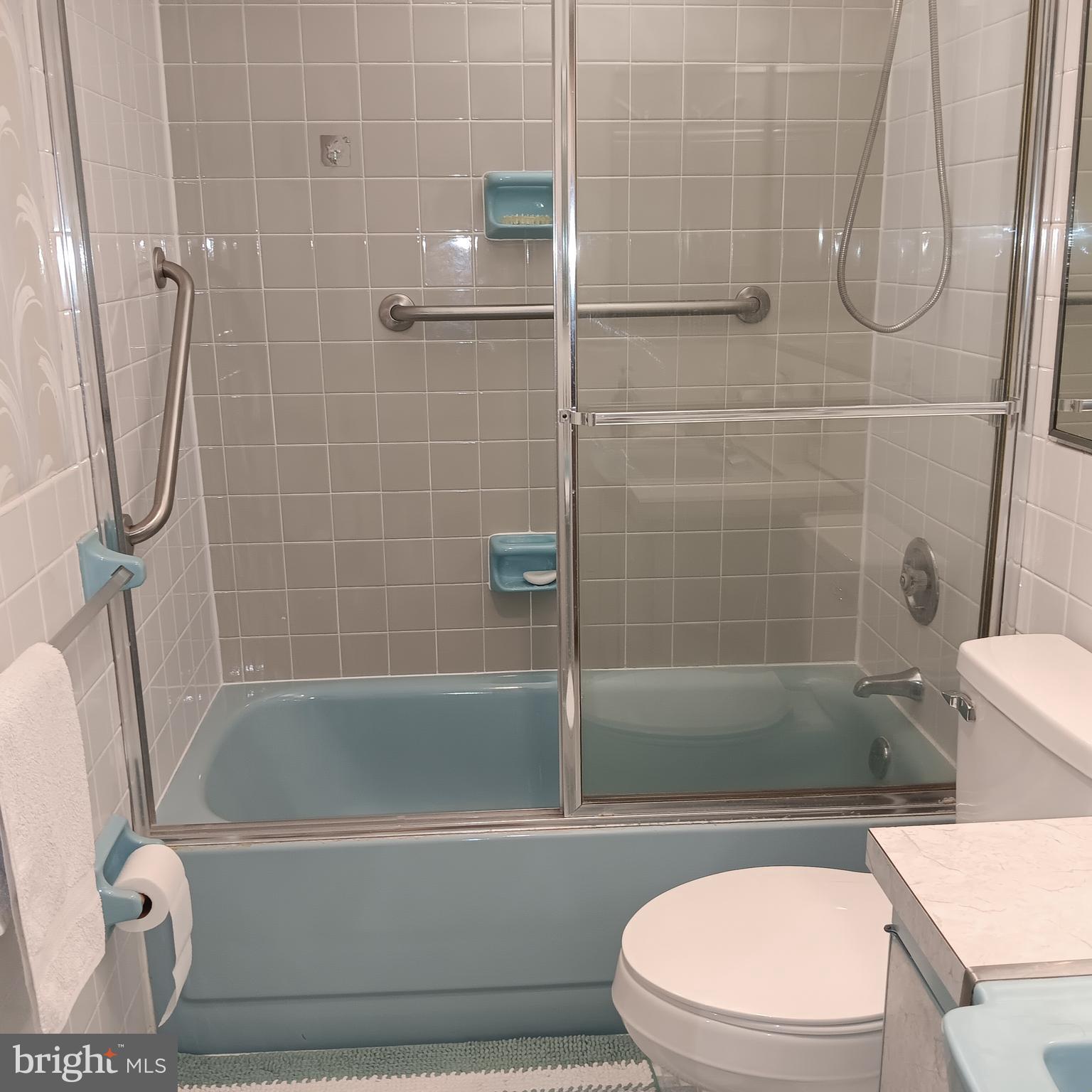 WYNNEWOOD - Residential