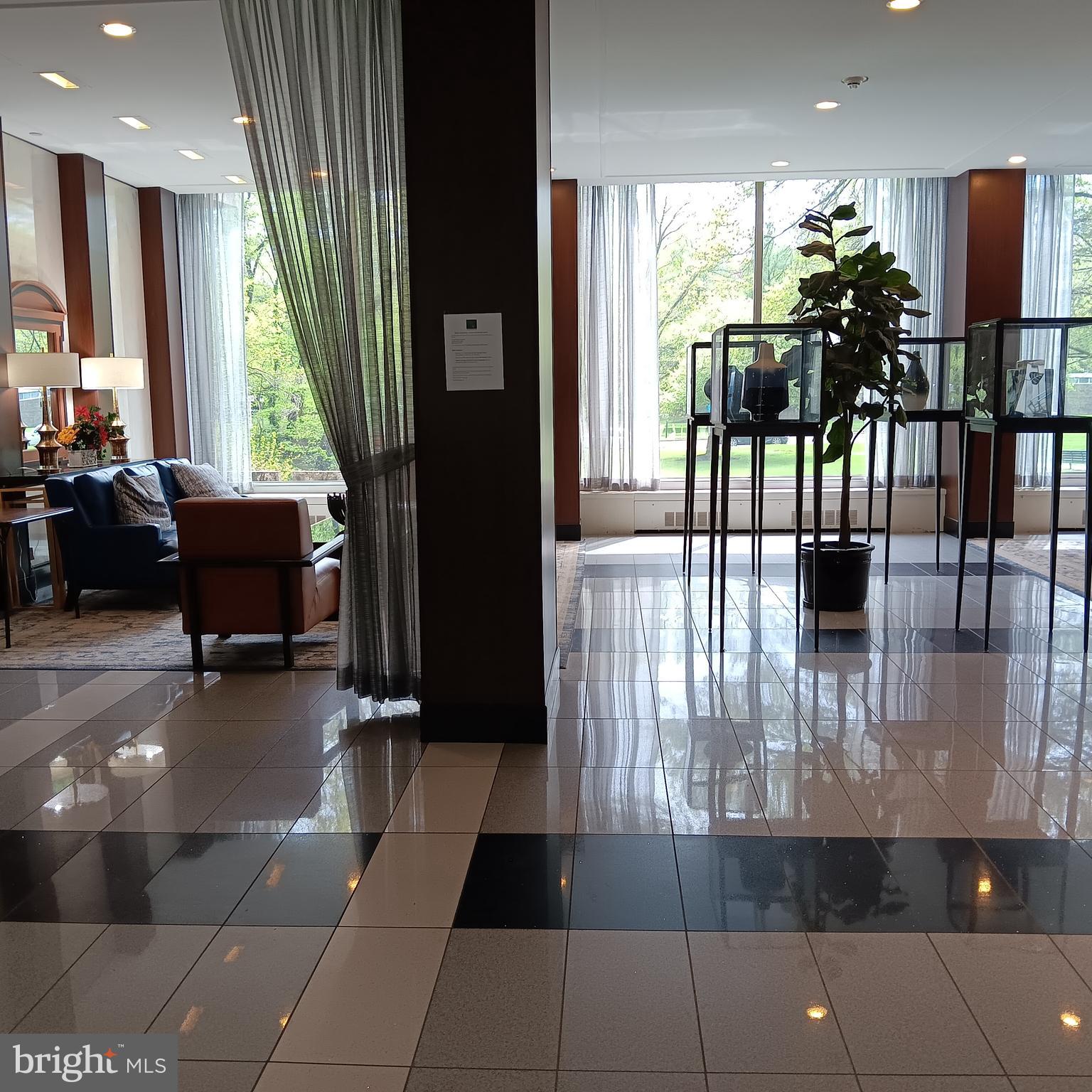 WYNNEWOOD - Residential