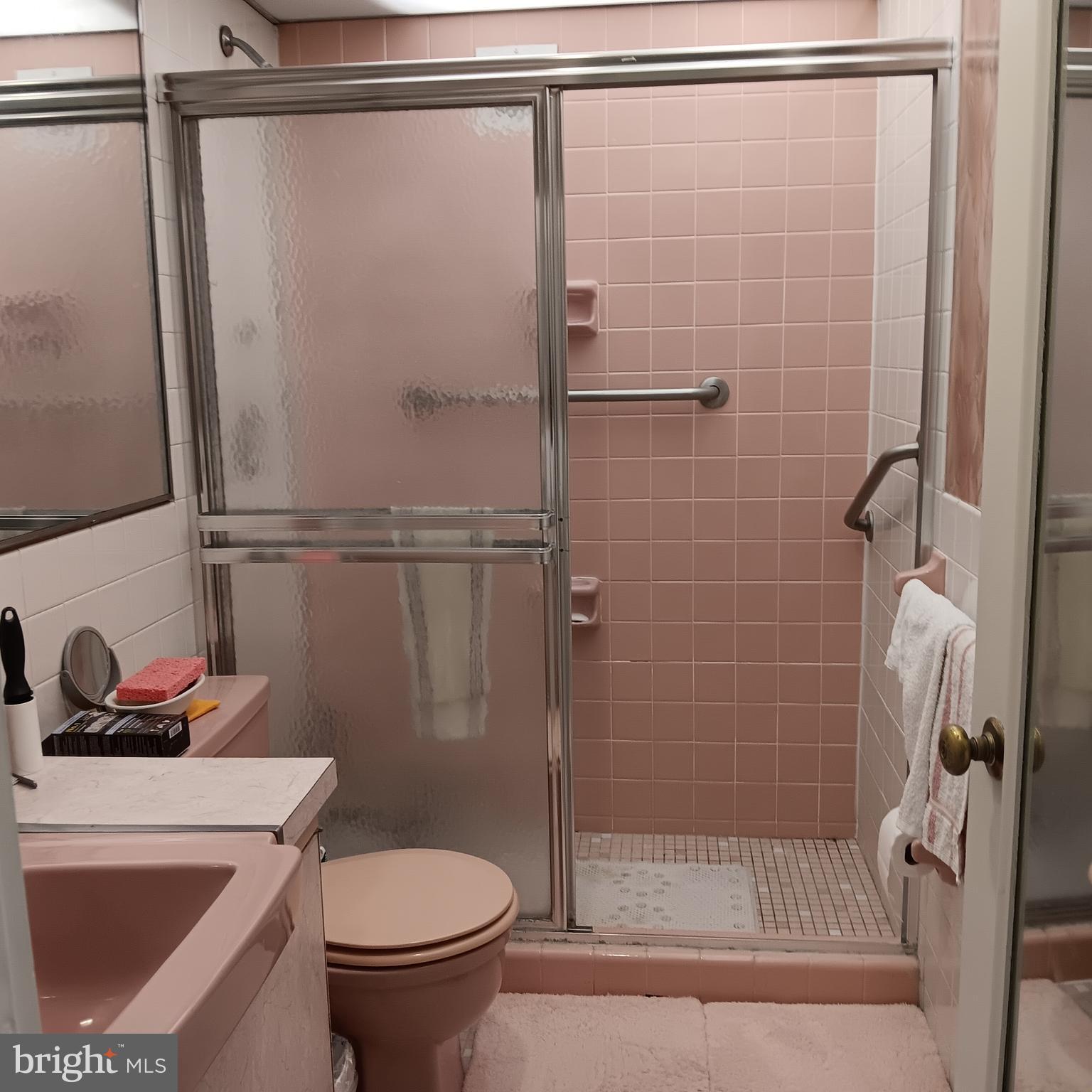 WYNNEWOOD - Residential