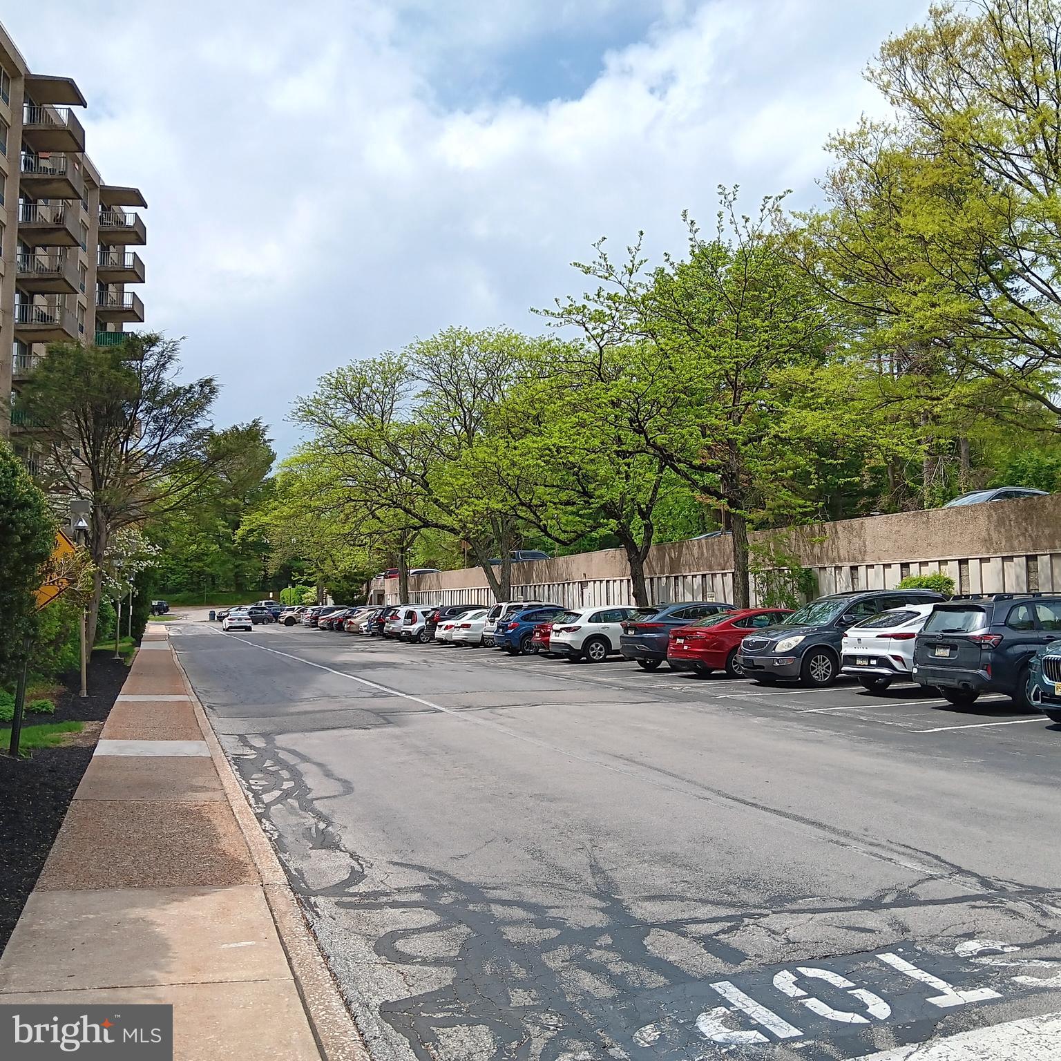 WYNNEWOOD - Residential