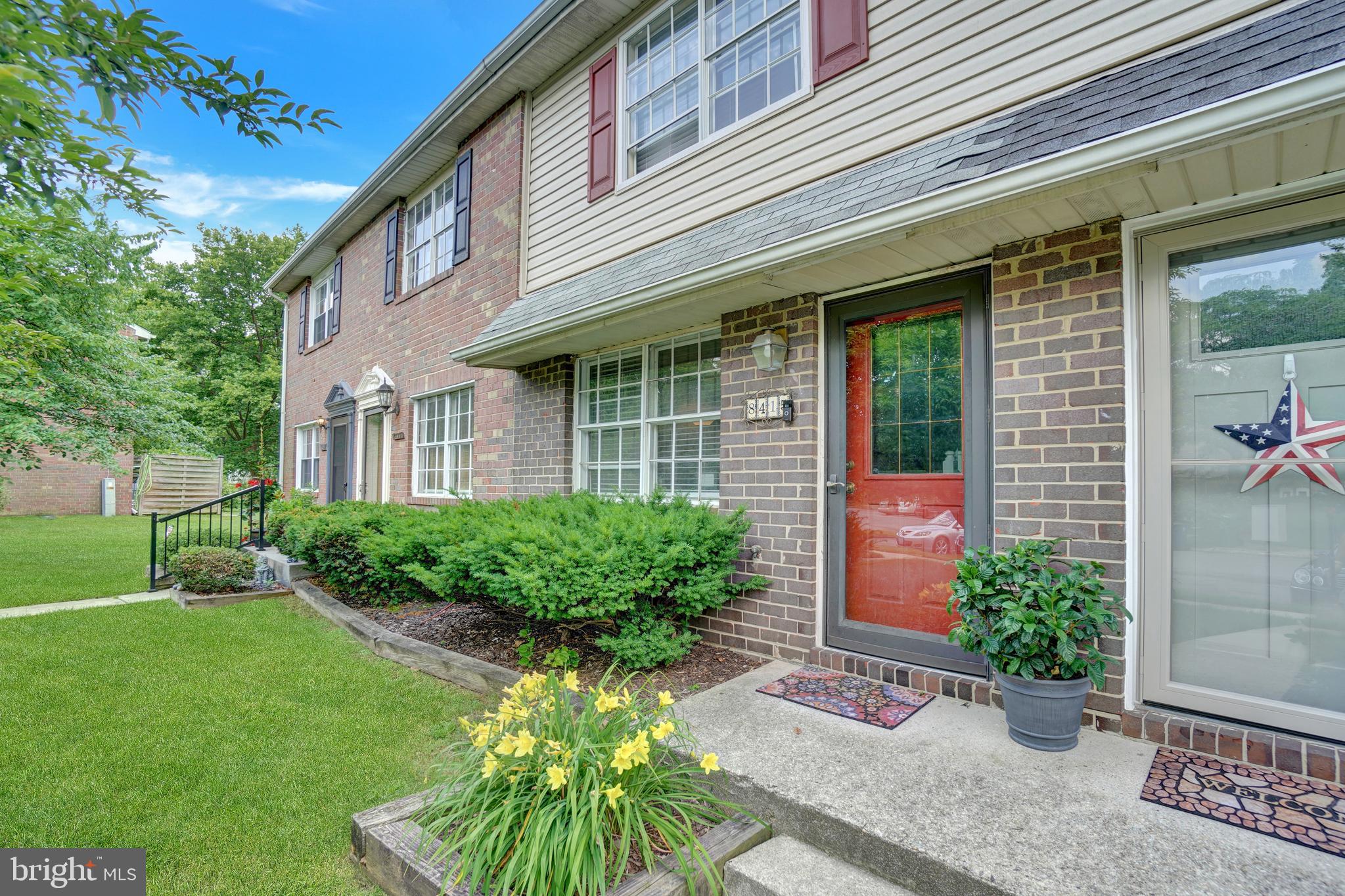 SUSSEX SQUARE CONDO - Residential