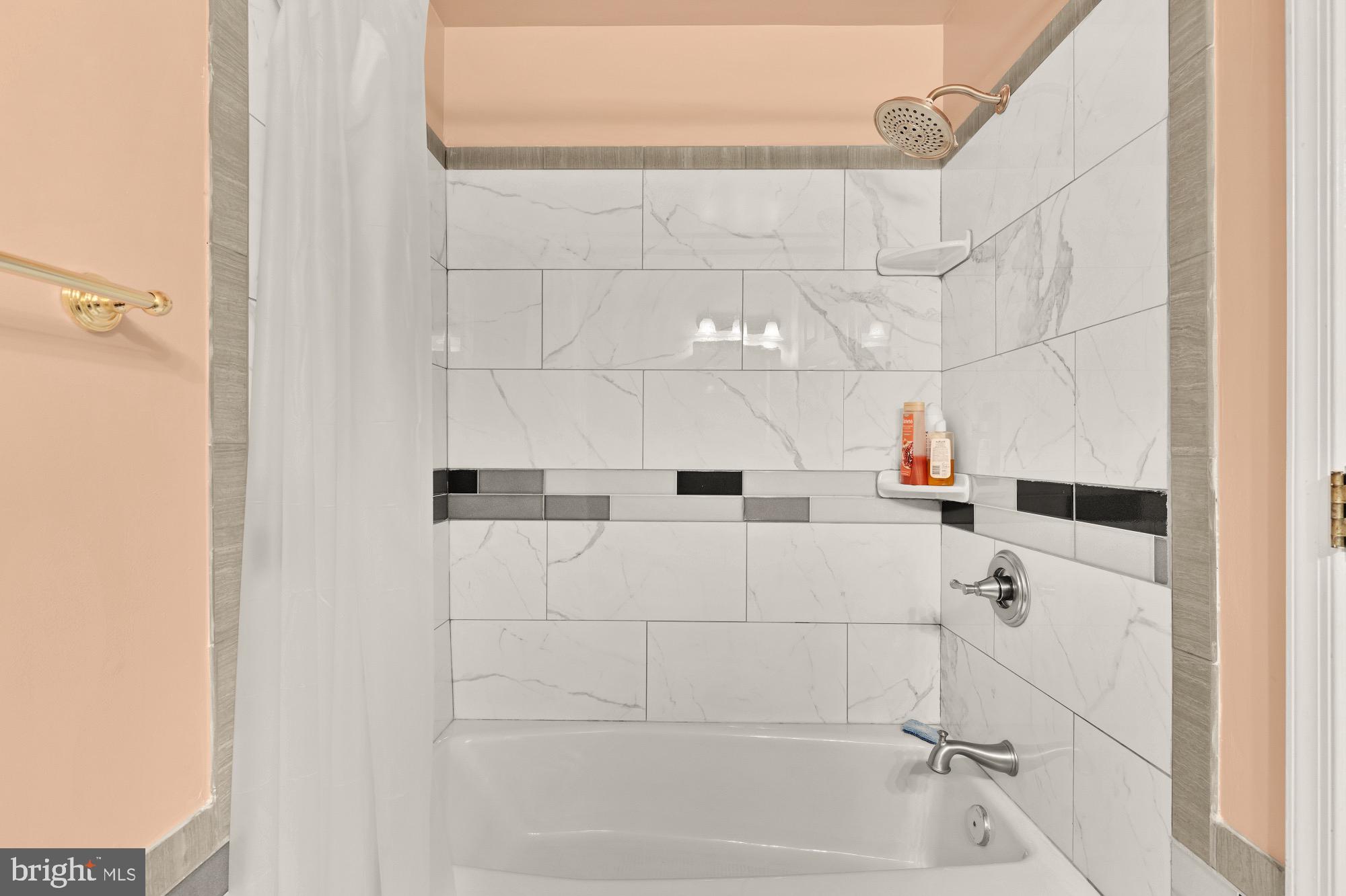 MONTPELIER HILLS - Residential