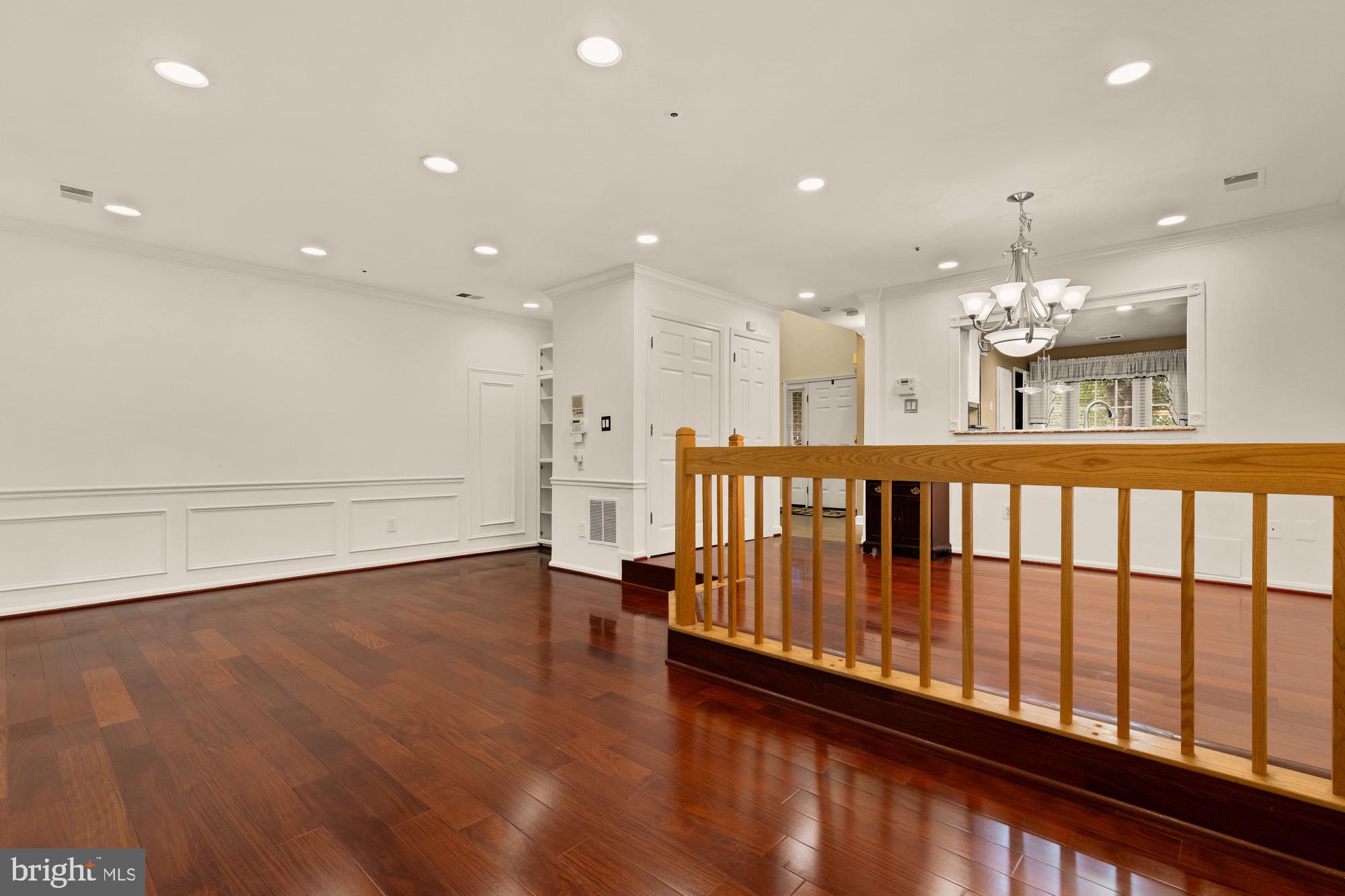 MONTPELIER HILLS - Residential