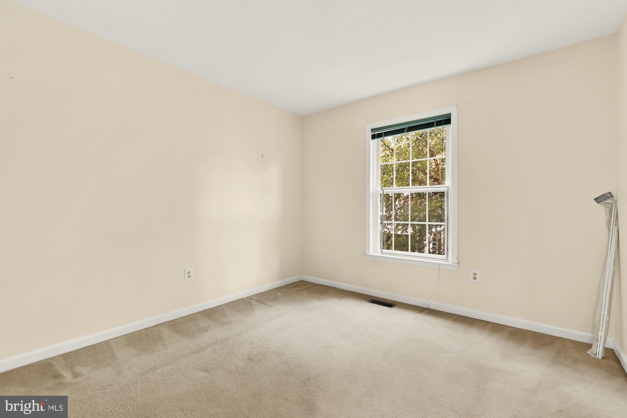 MONTPELIER HILLS - Residential