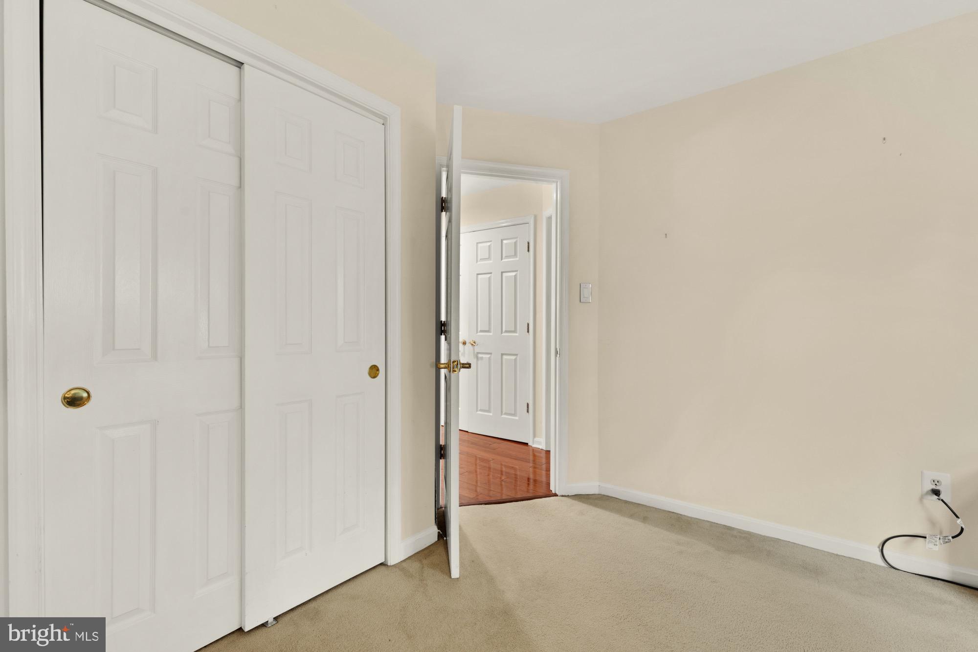 MONTPELIER HILLS - Residential