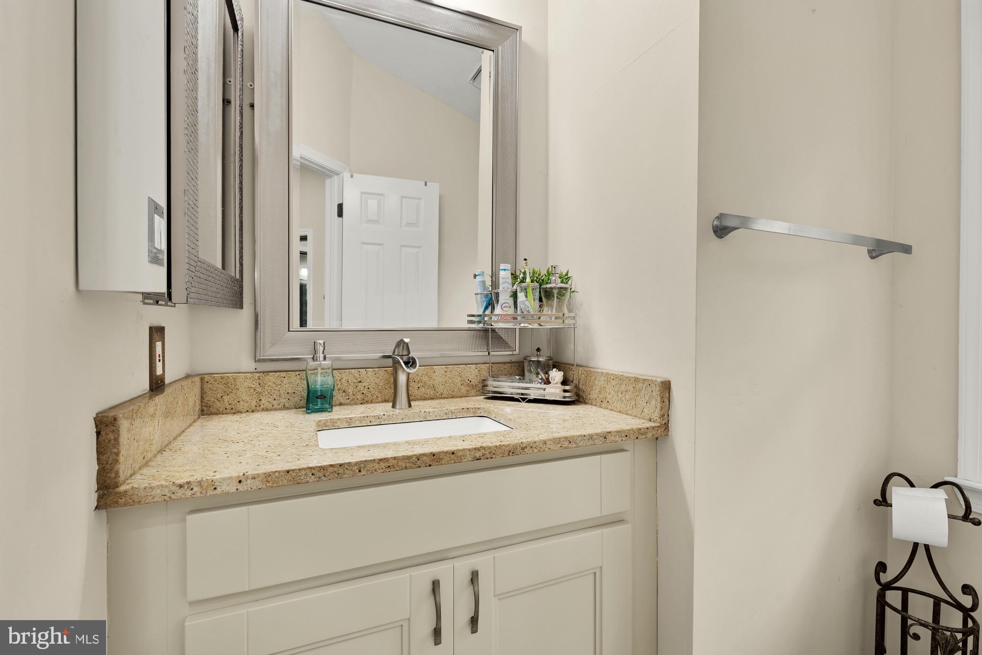 MONTPELIER HILLS - Residential