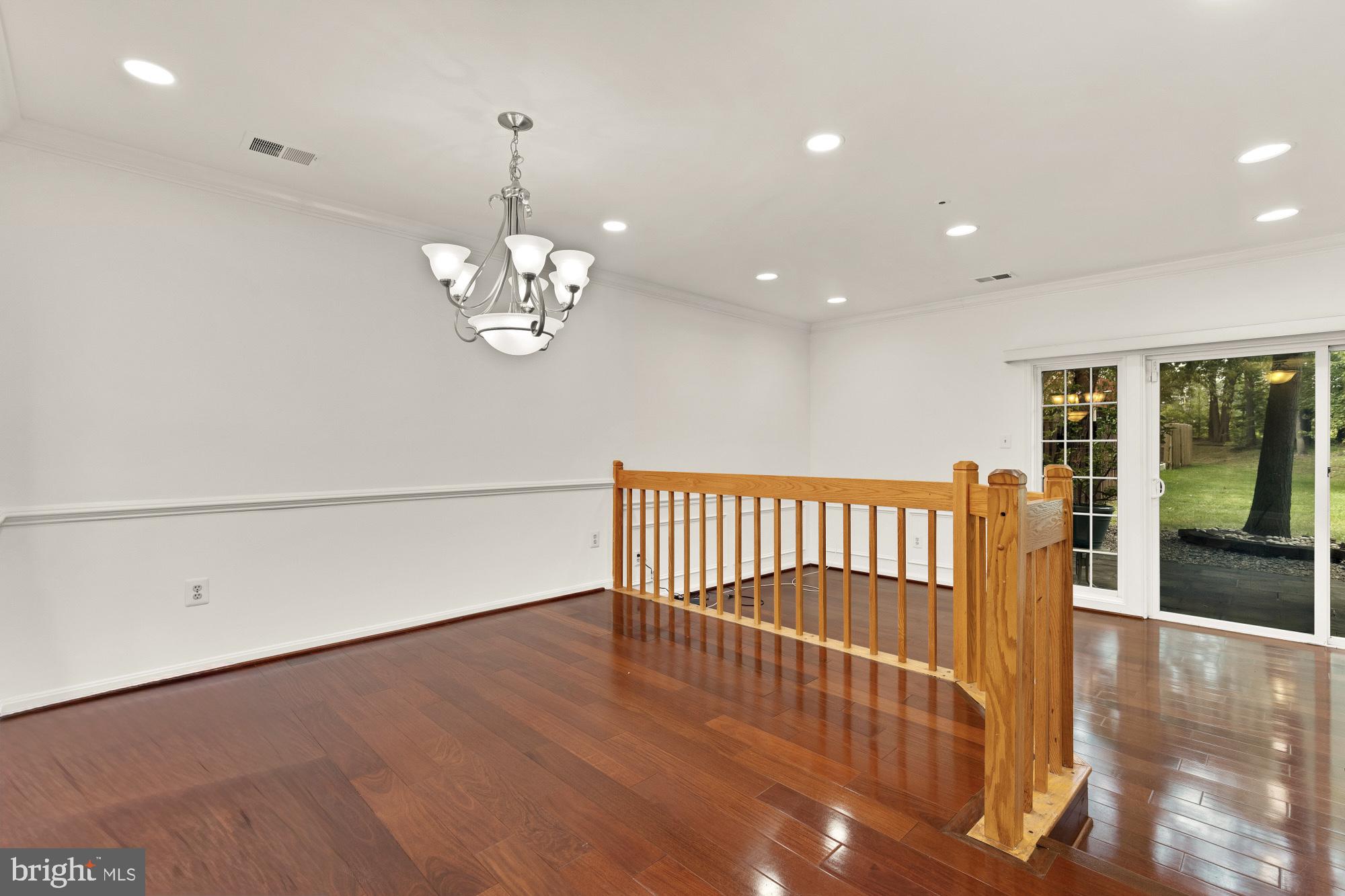 MONTPELIER HILLS - Residential