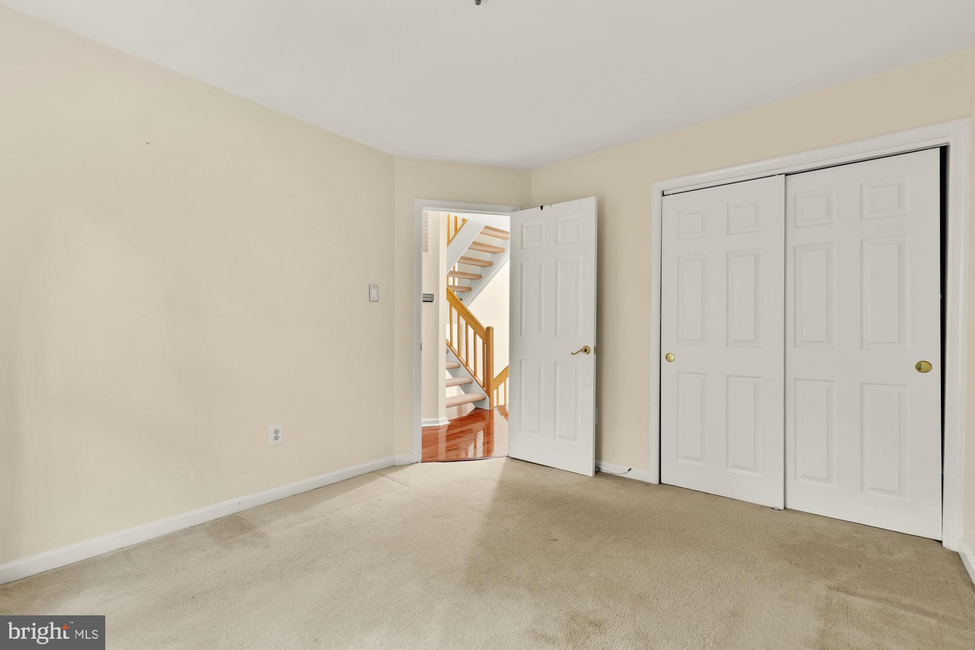 MONTPELIER HILLS - Residential