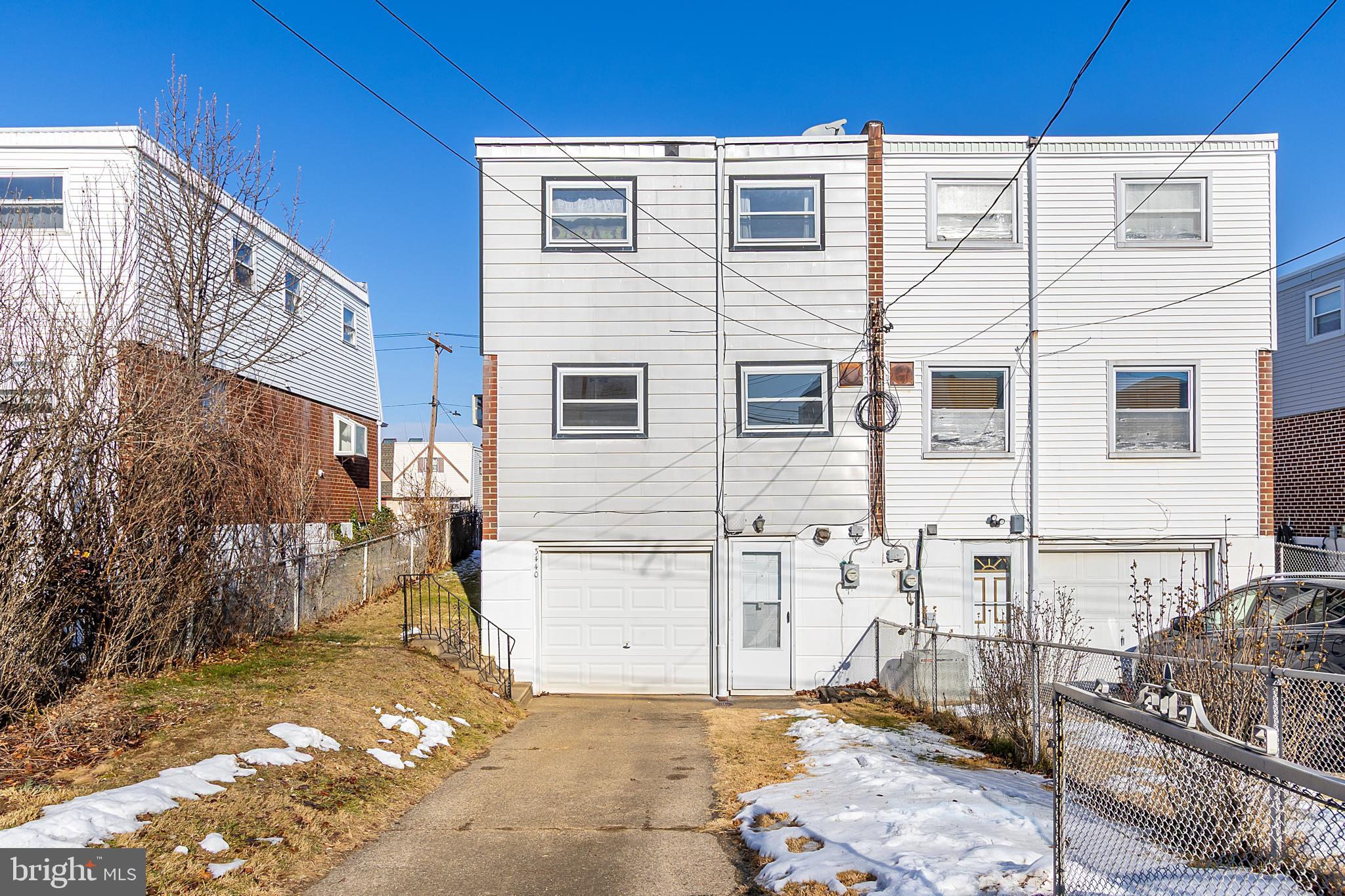 ACADEMY GARDENS - Residential