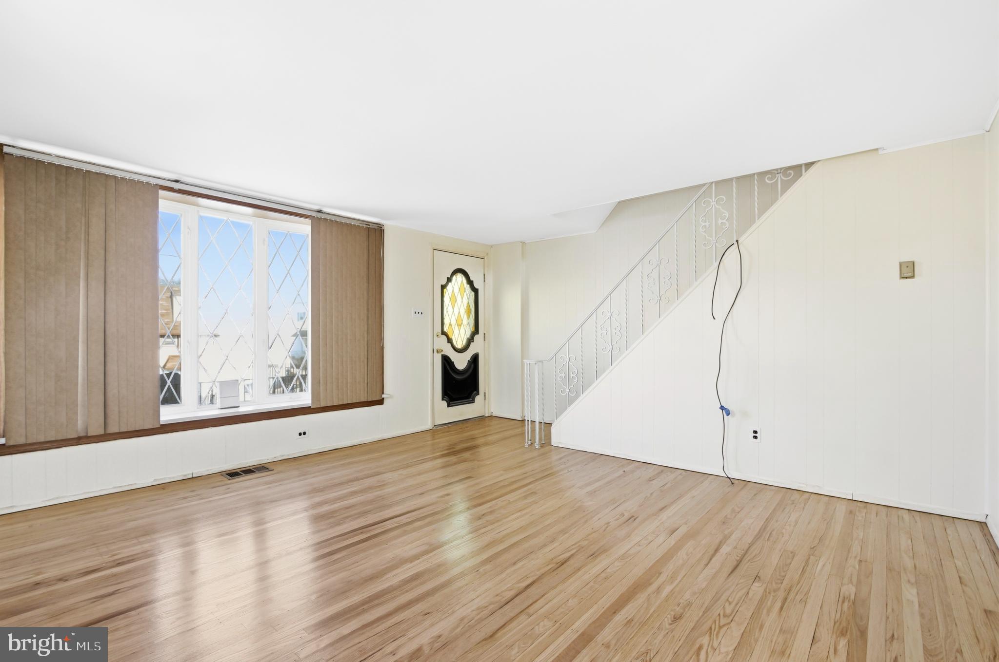 ACADEMY GARDENS - Residential