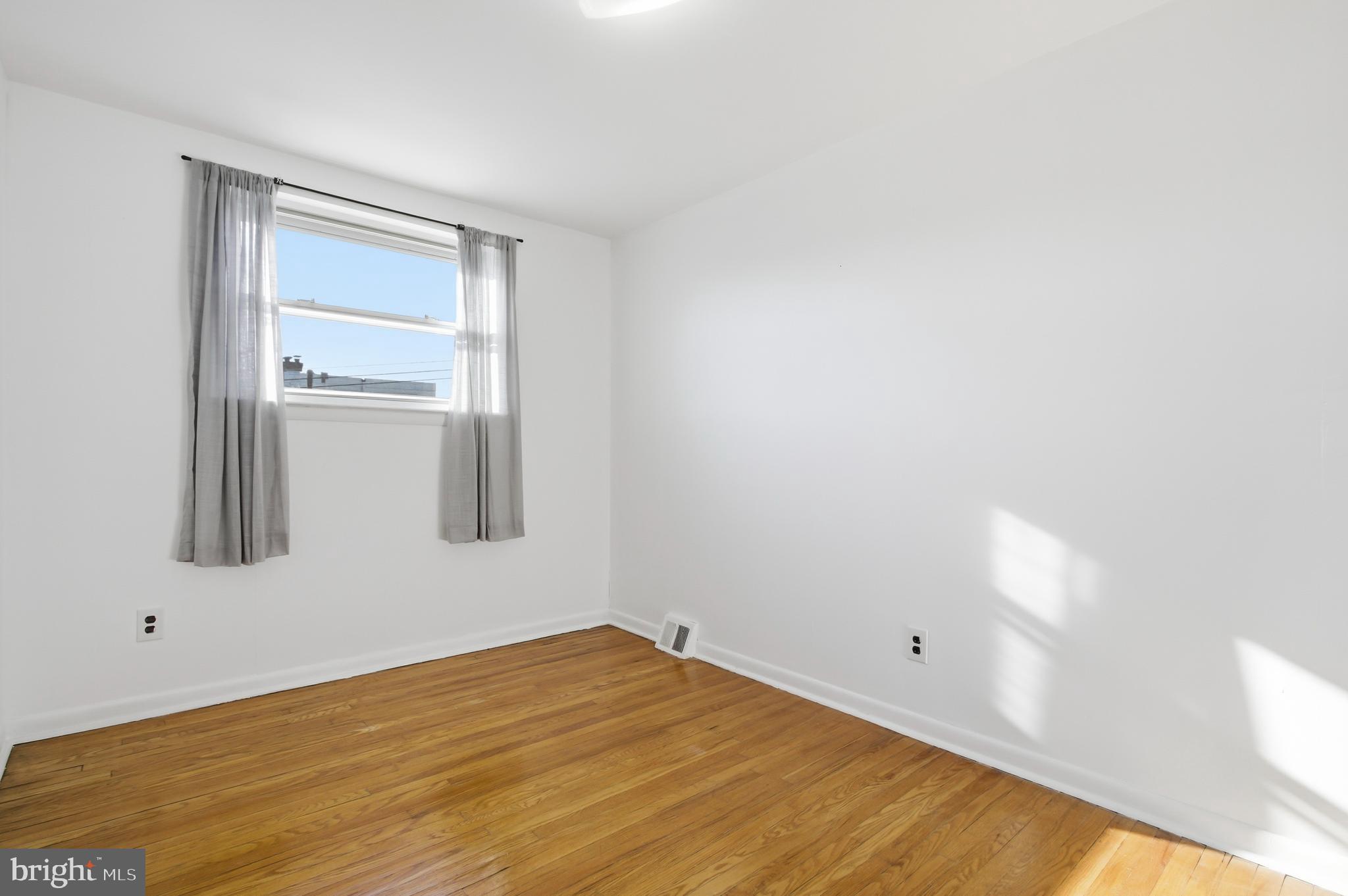 ACADEMY GARDENS - Residential