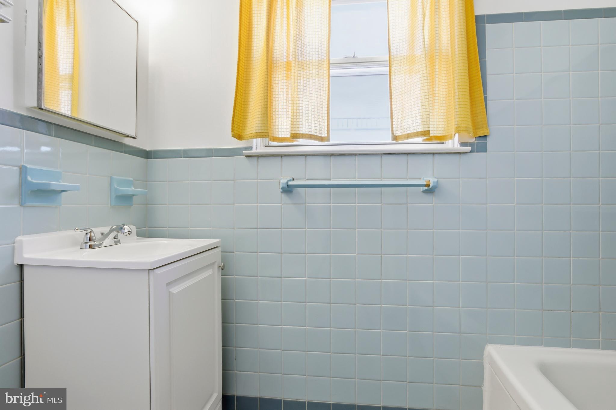 ACADEMY GARDENS - Residential