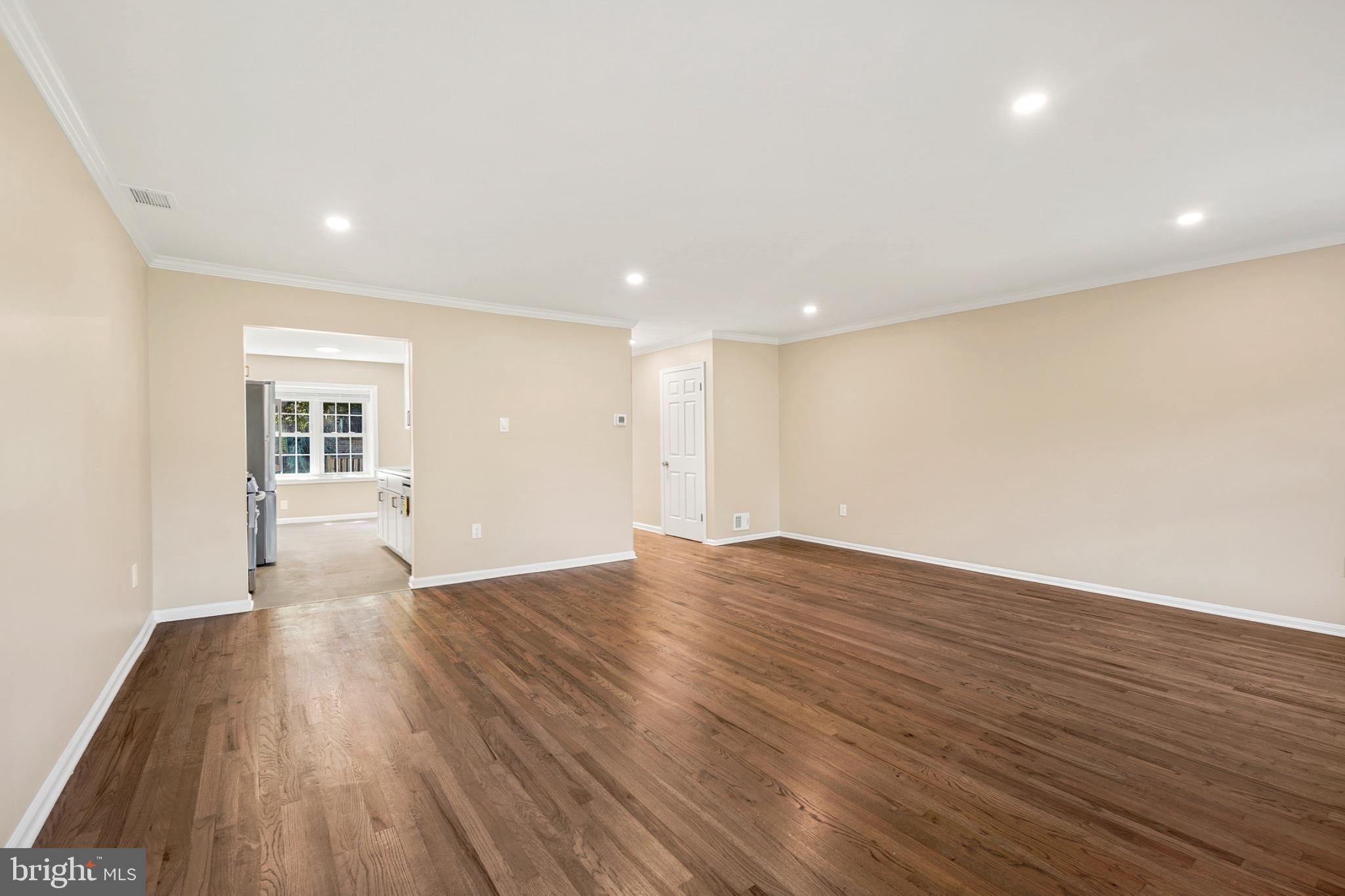 7602 WESTLAKE TERRACE 19