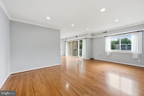 Photo of 2901 Charing Cross Road #11, FALLS CHURCH, VA 22042 (MLS # VAFX2309872)