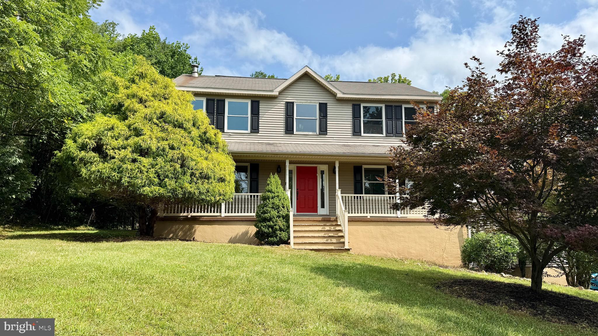 18 JOAN STREET