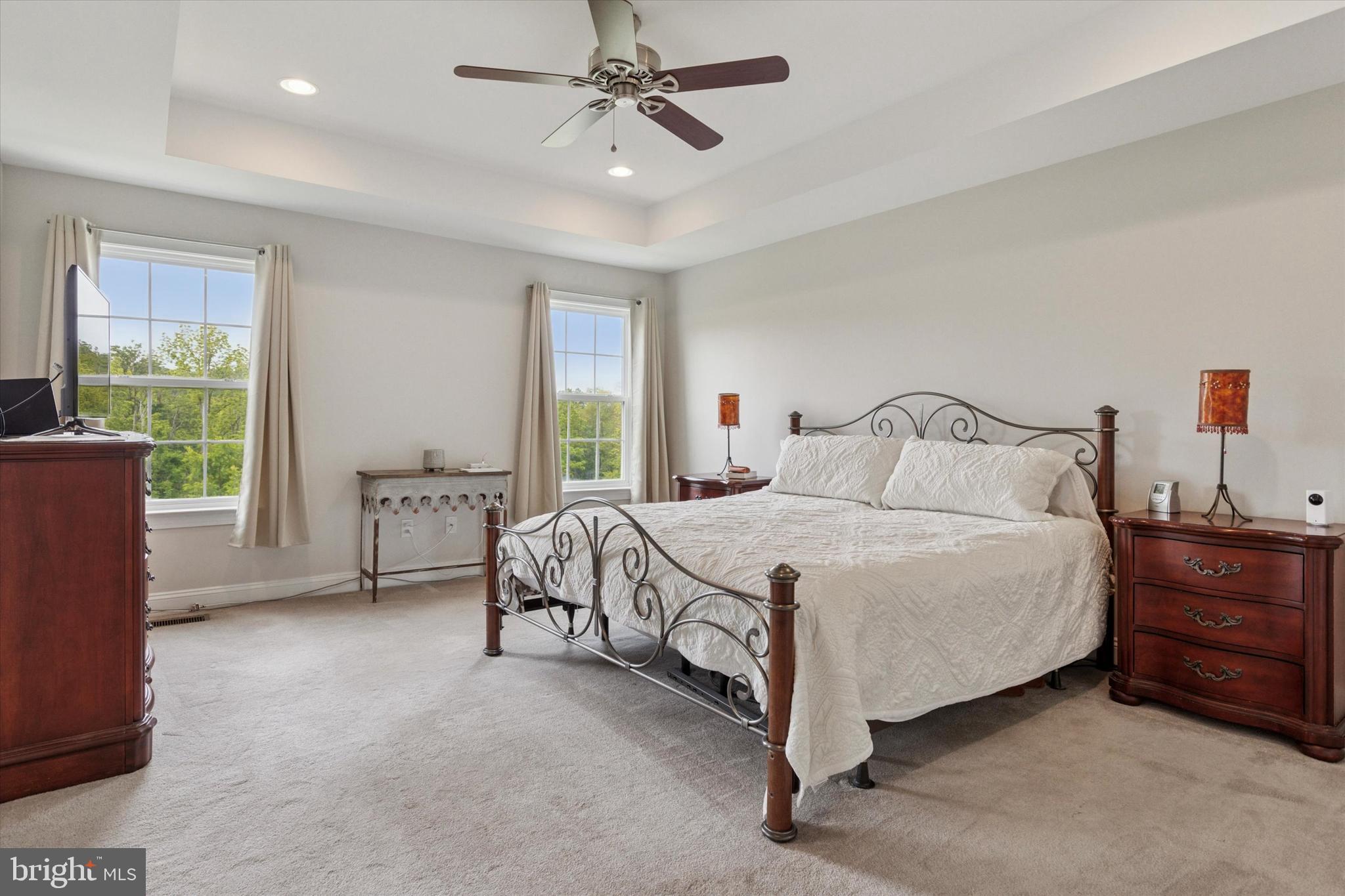 TH AT HERITAGE CNTR - Residential