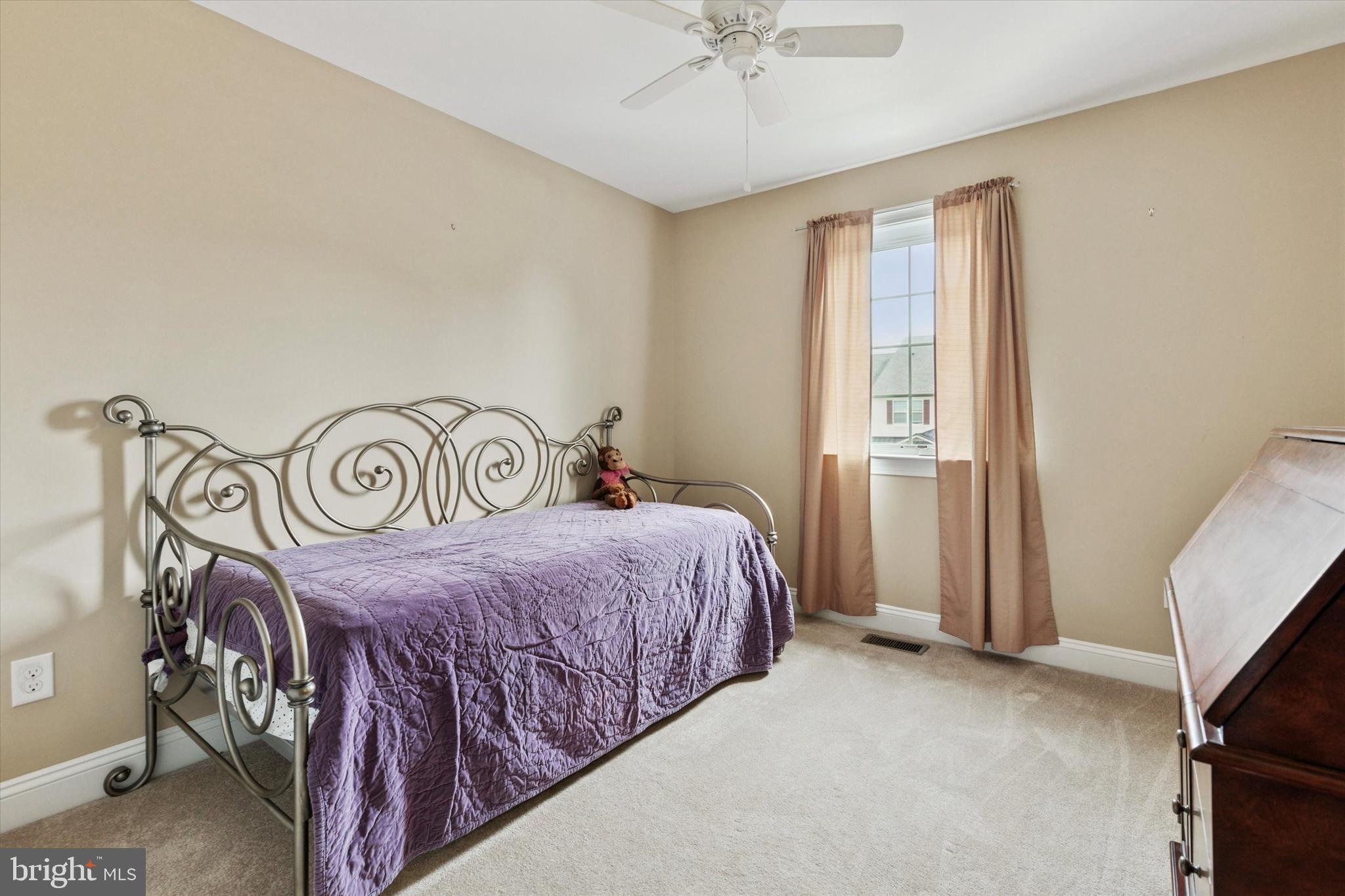 TH AT HERITAGE CNTR - Residential