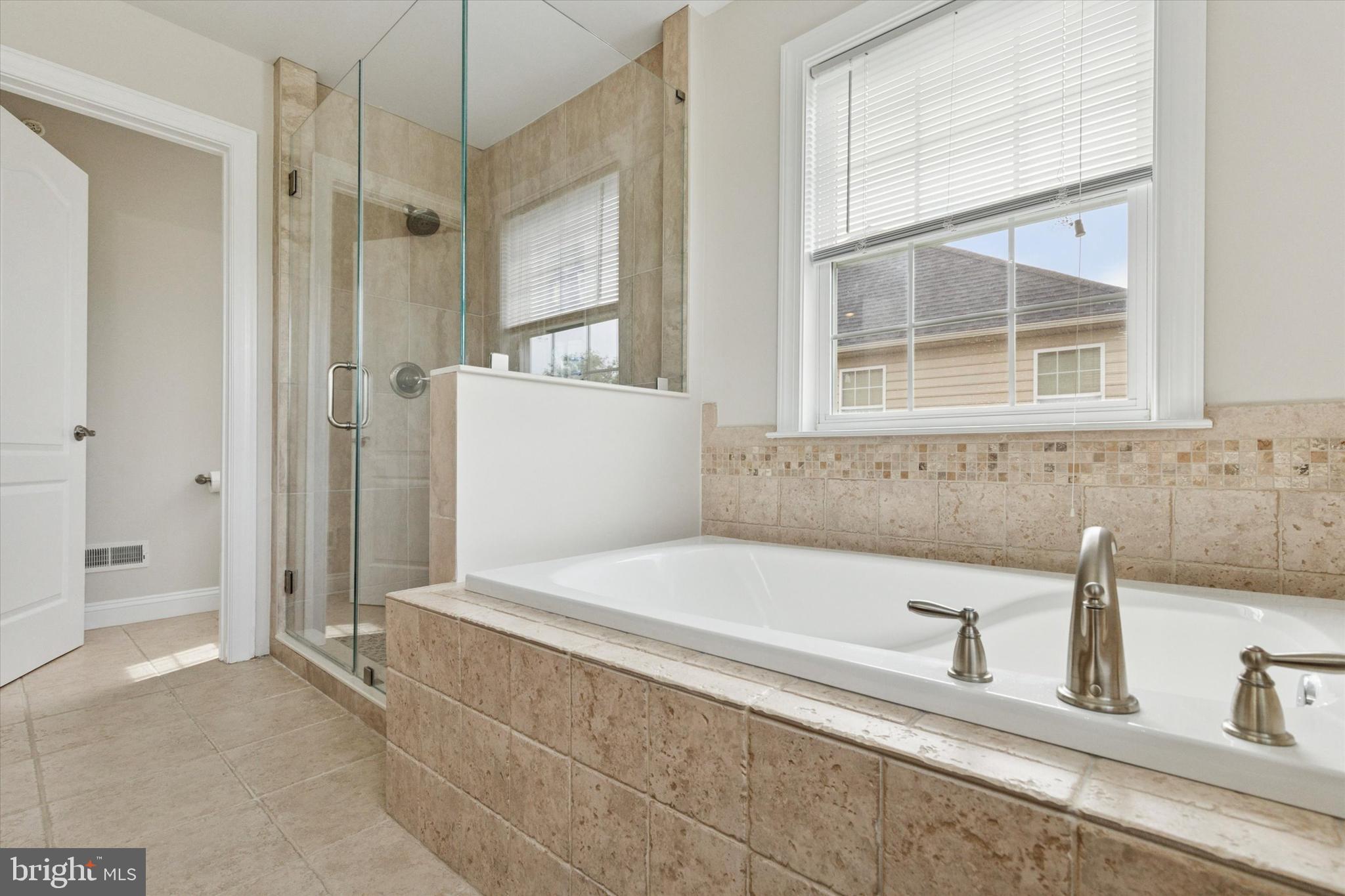 TH AT HERITAGE CNTR - Residential