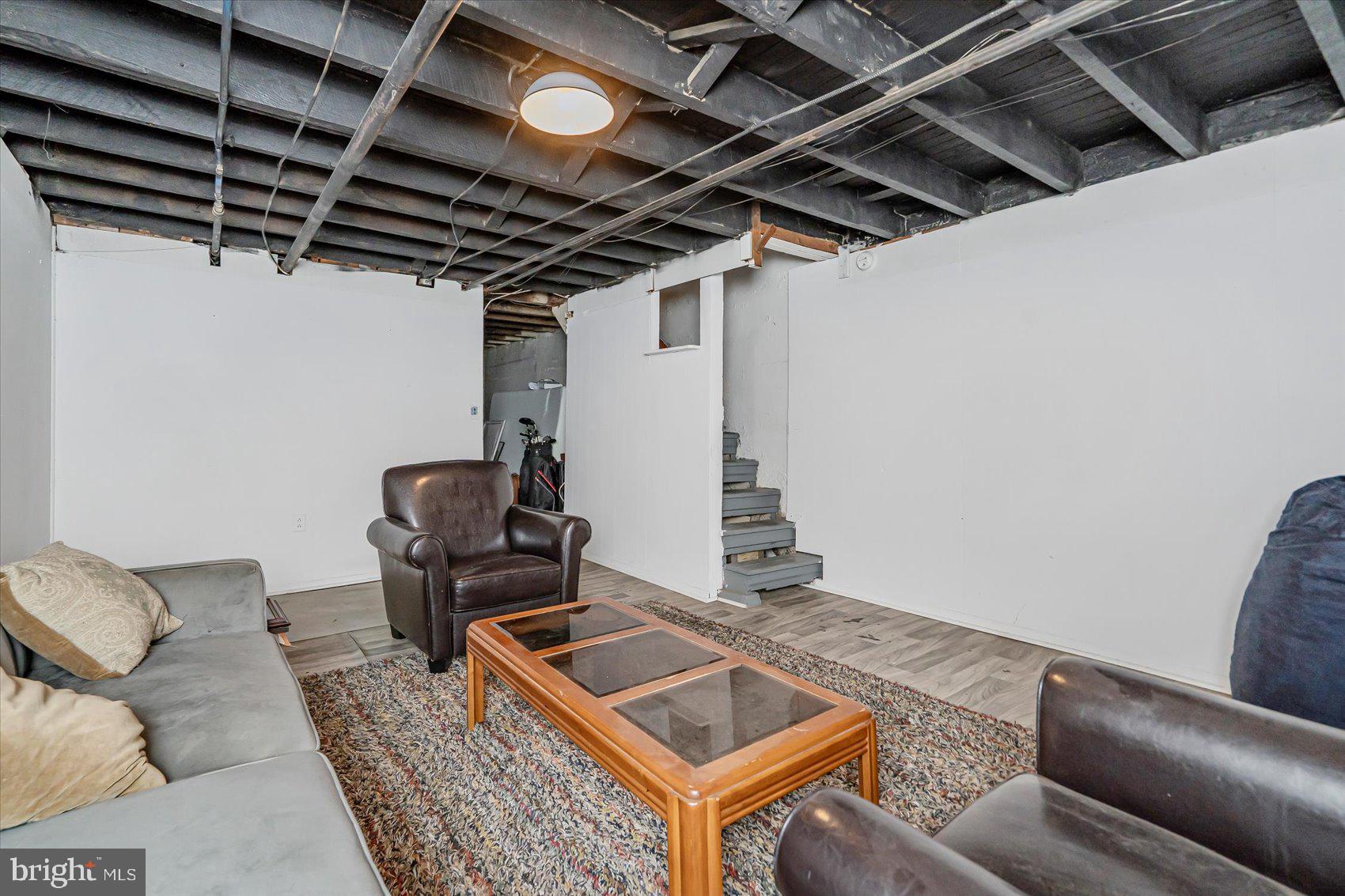 WAVERLY - Residential