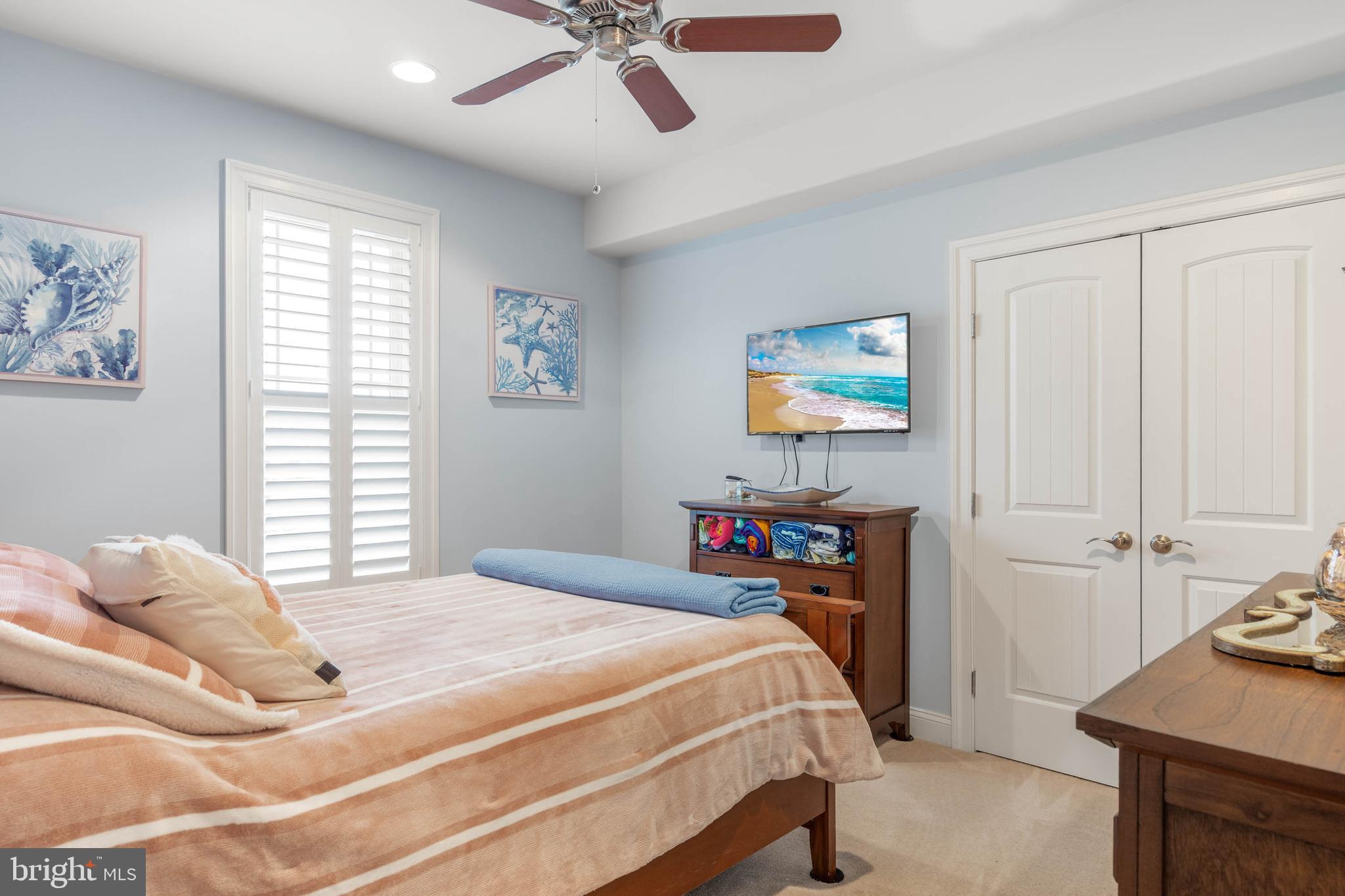 COVENTRY AT BARRINGTON PARK - Residential