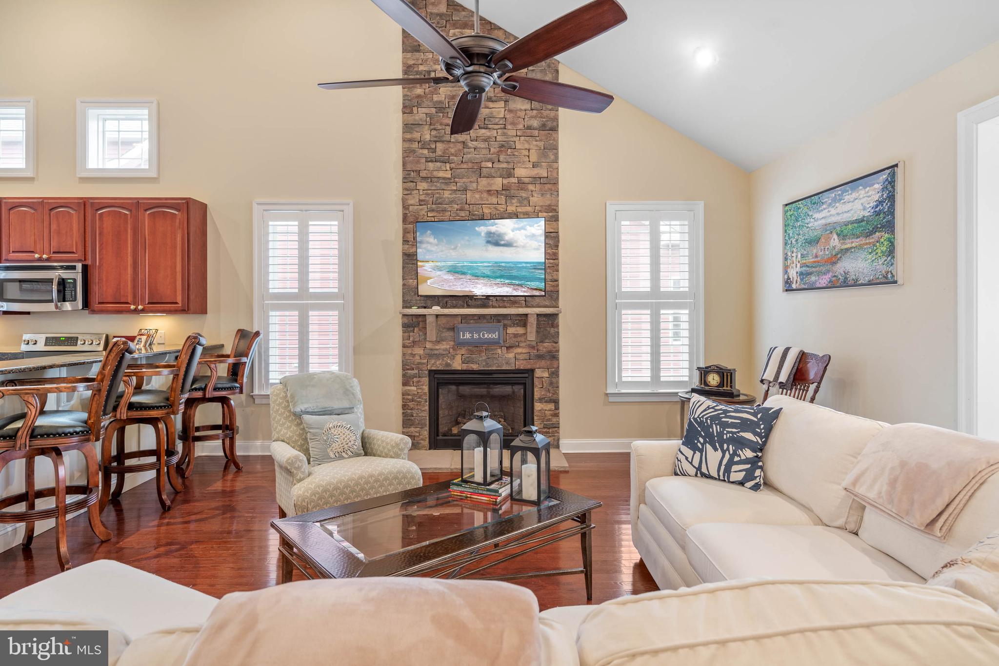 COVENTRY AT BARRINGTON PARK - Residential