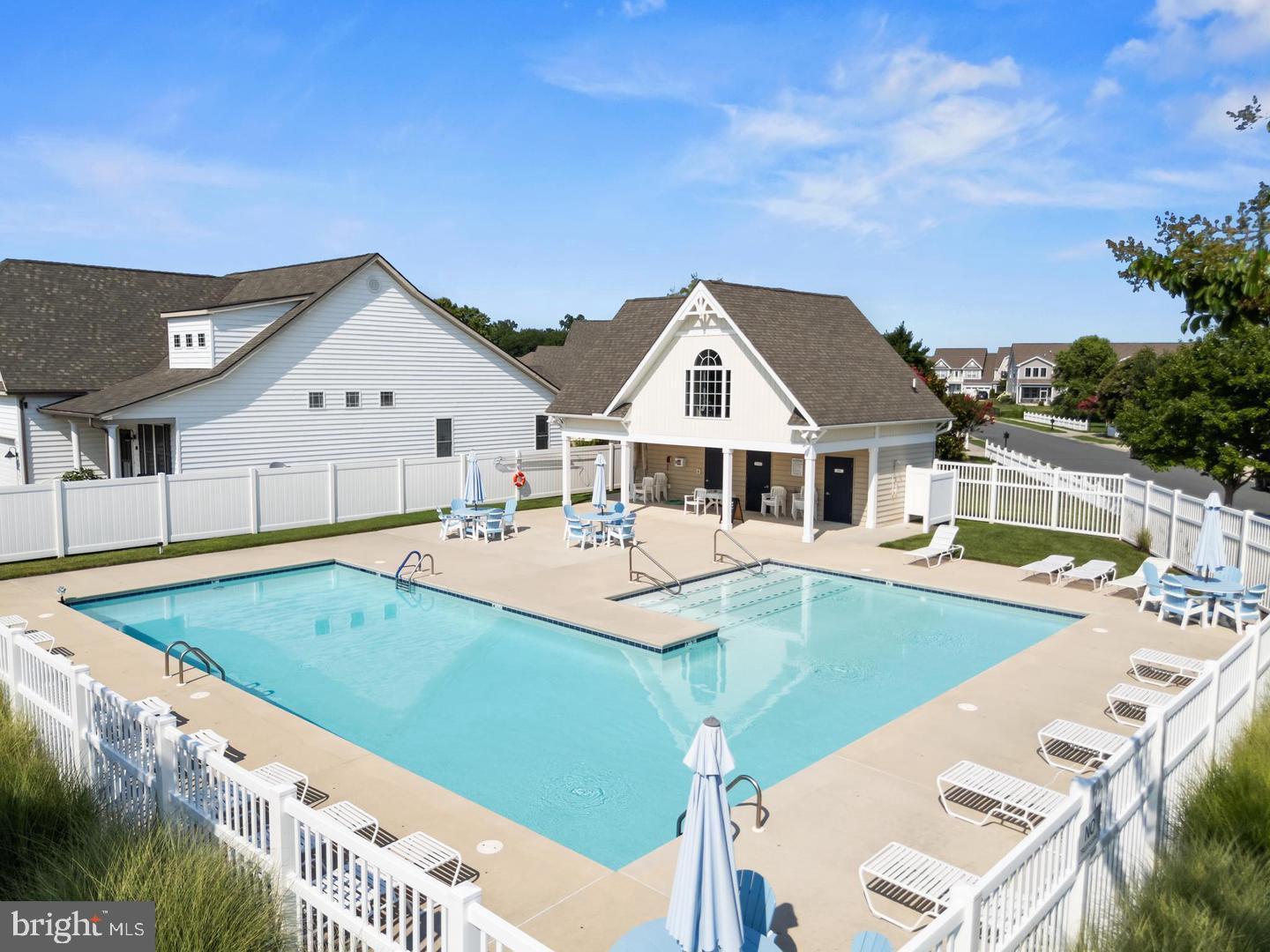 COVENTRY AT BARRINGTON PARK - Residential