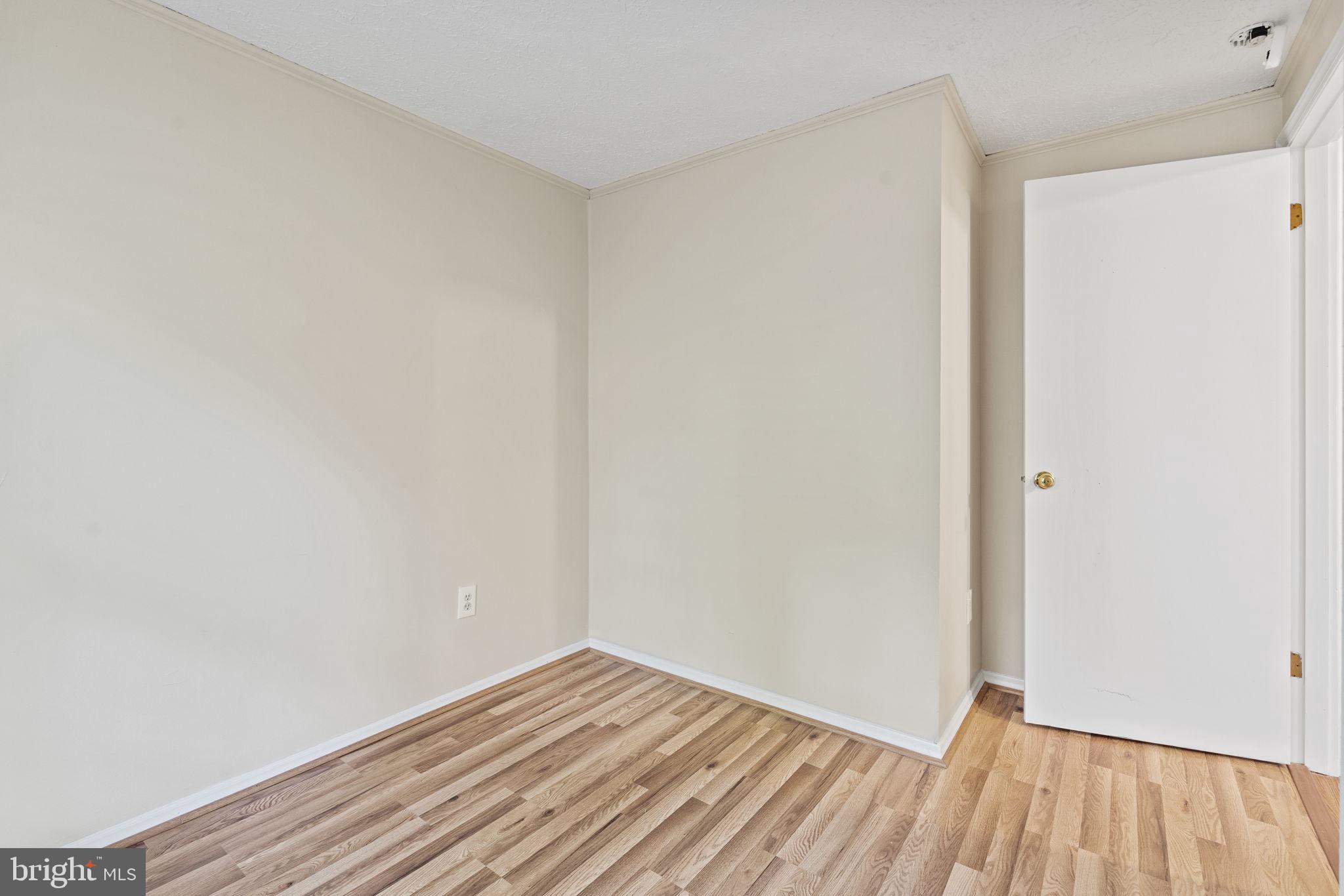 SHANNONDALE - Residential Lease