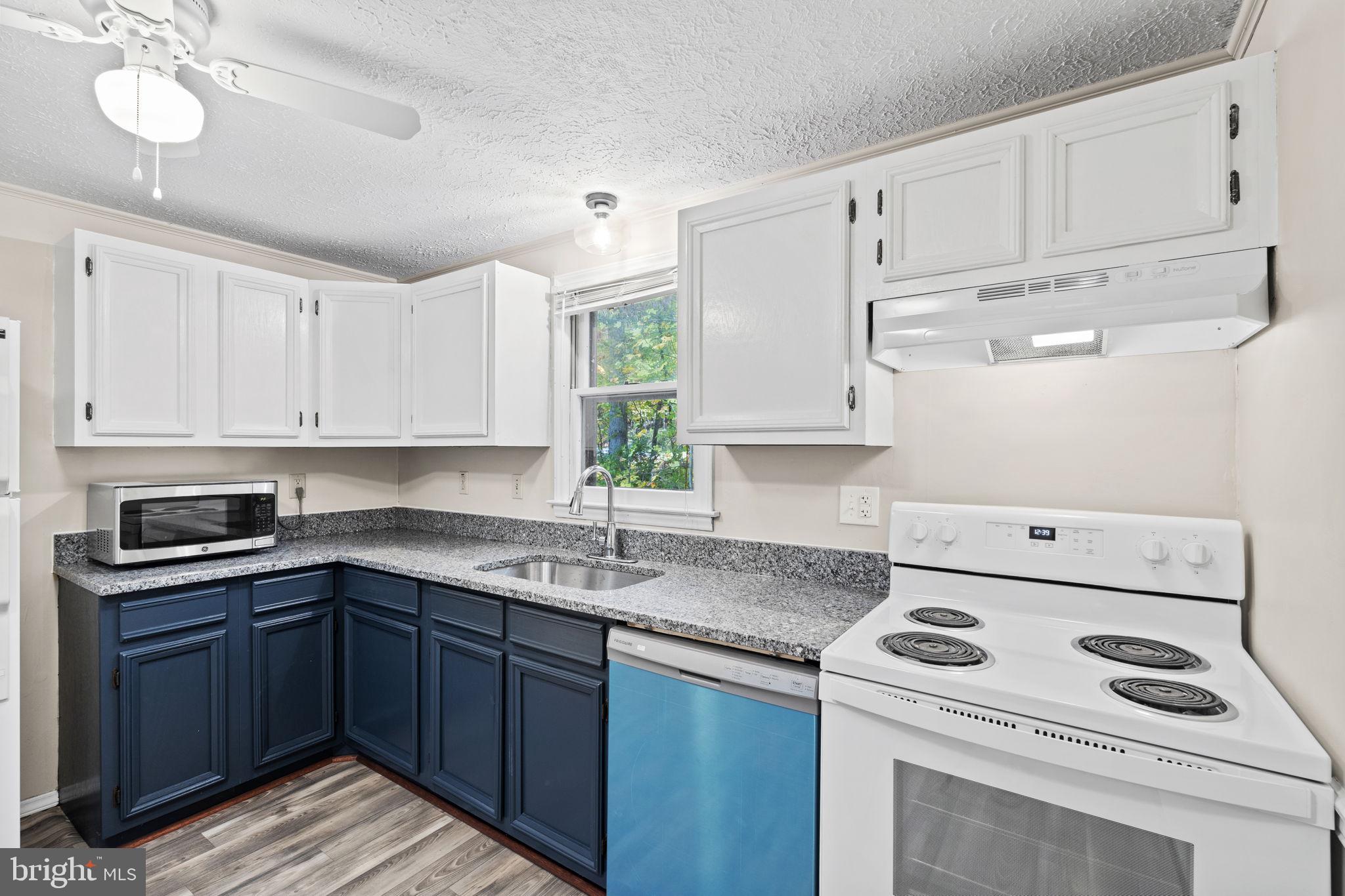 SHANNONDALE - Residential Lease