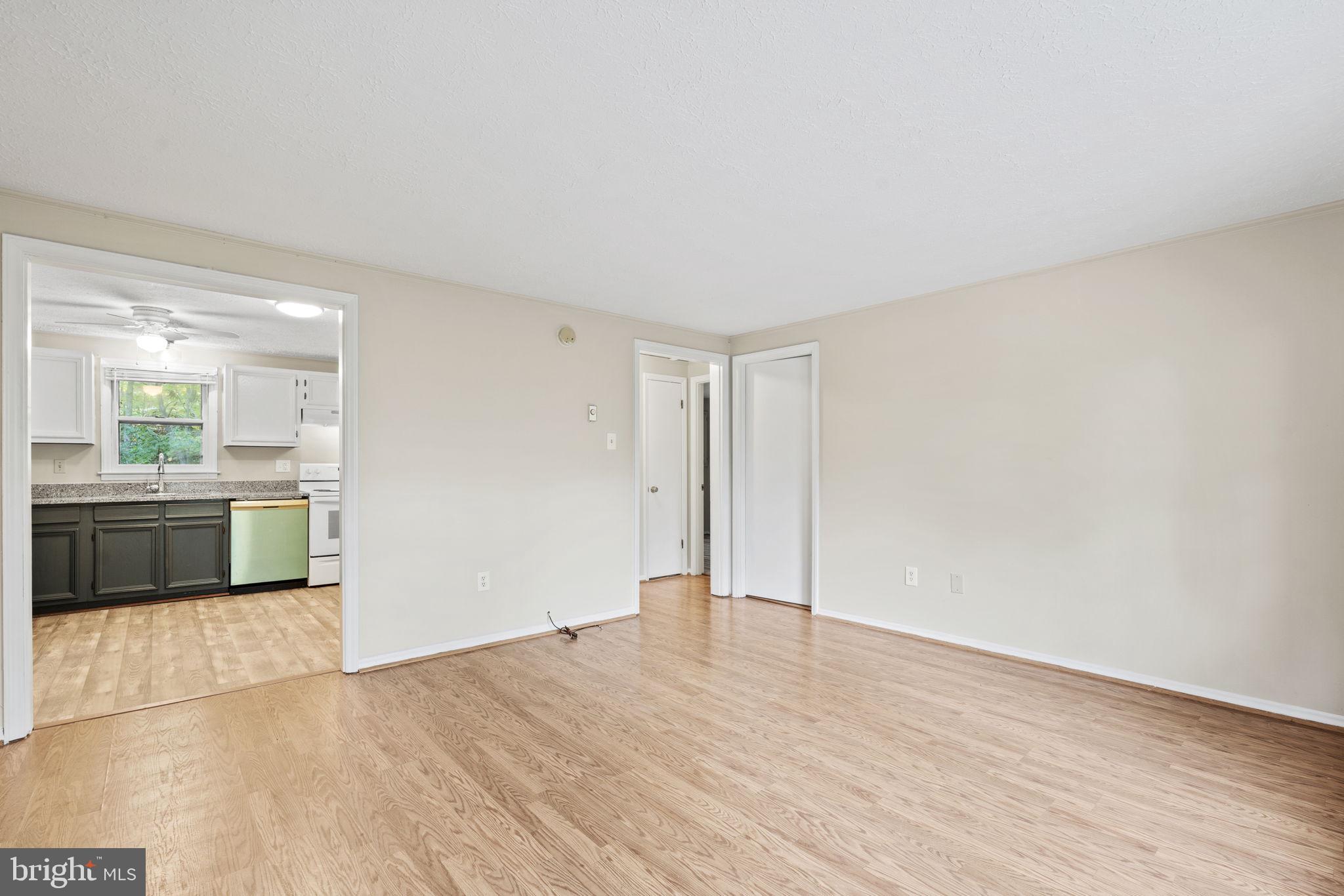 SHANNONDALE - Residential Lease