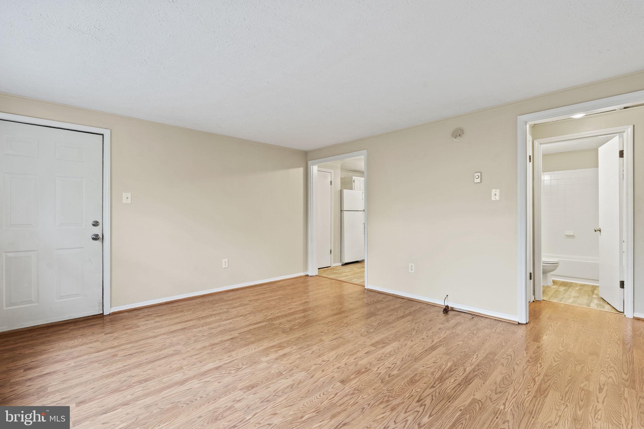 SHANNONDALE - Residential Lease