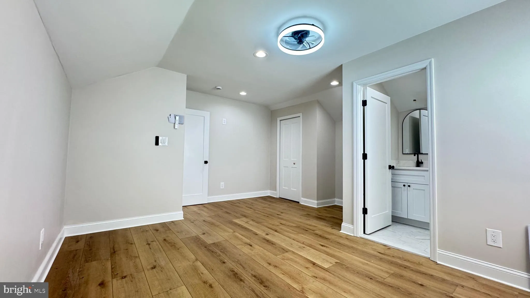 Somerdale, New Jersey 08083, United States, 2 Bedrooms Bedrooms, ,2 BathroomsBathrooms,Residential,Coming Soon,220256