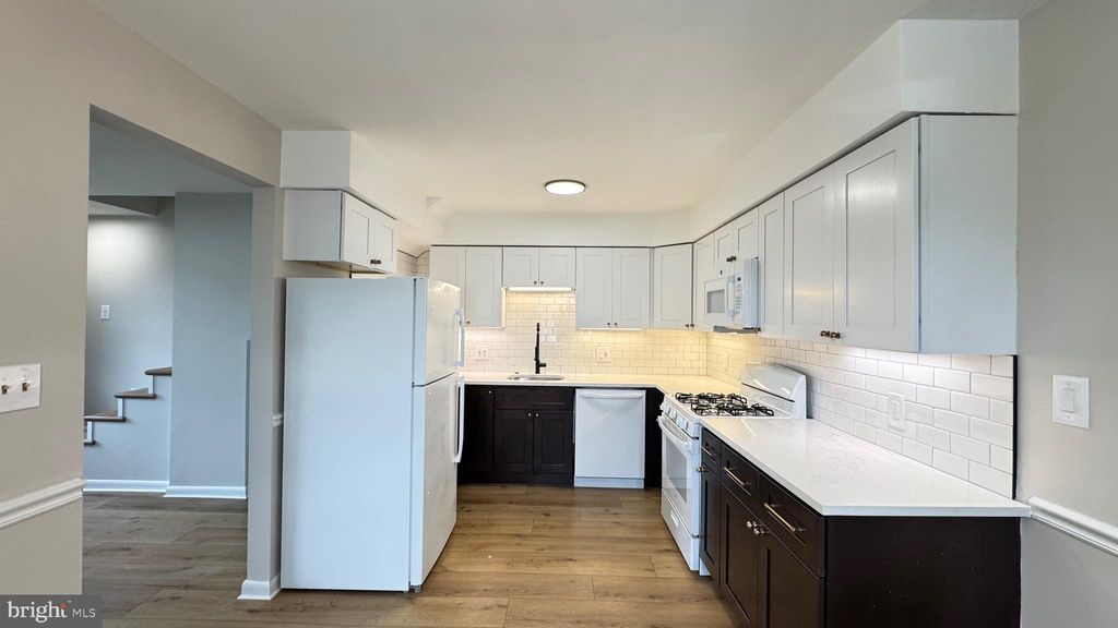 Photo of 815 W Wood Avenue, SOMERDALE, NJ 08083 (MLS # NJCD2103164)
