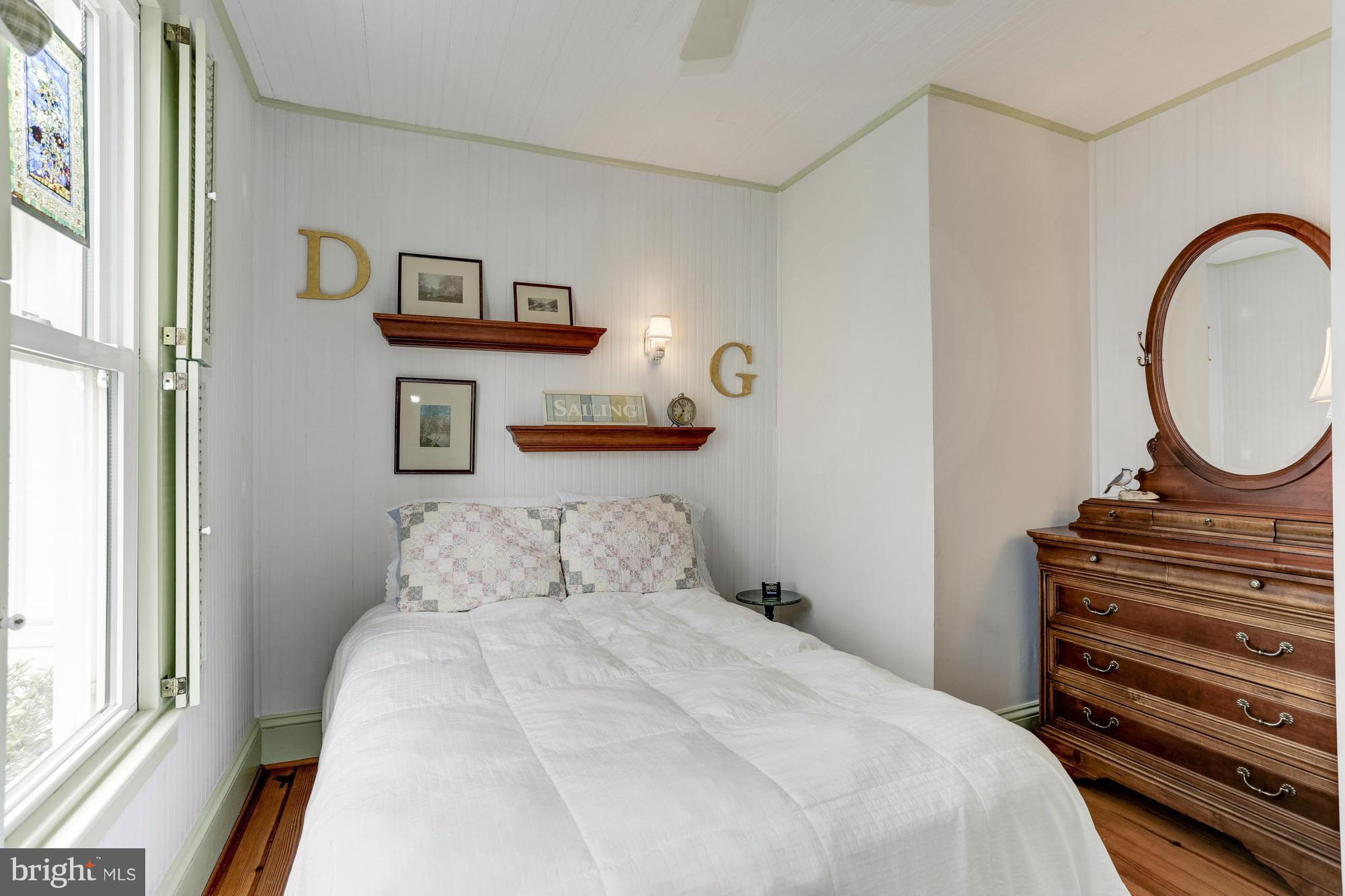 CHALK POINT - Residential